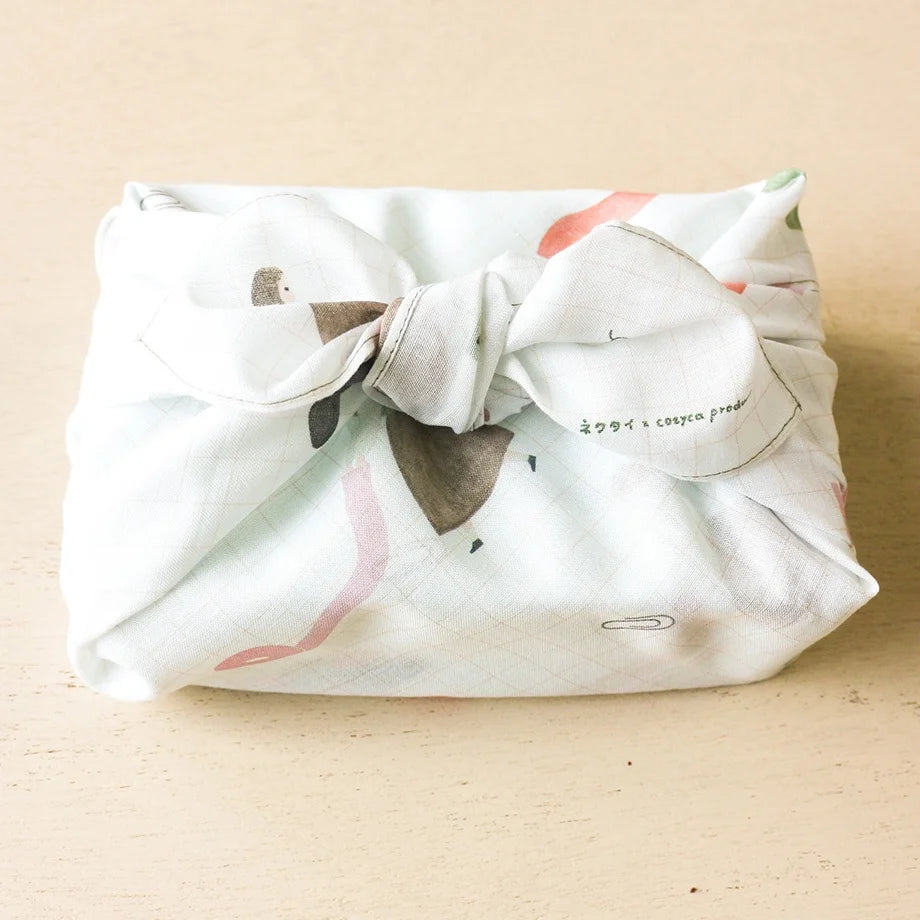 Necktie / Cotton 100% Handkerchief - On the Desk