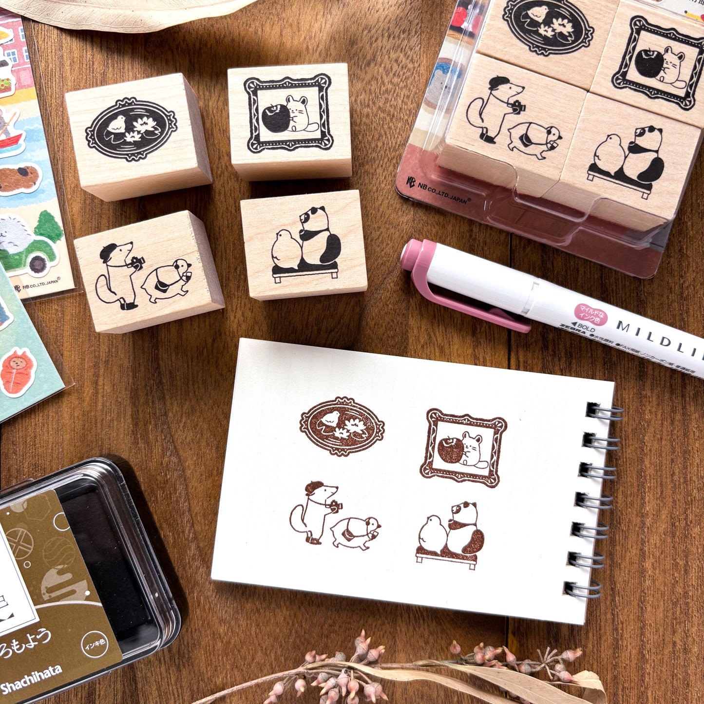 Animal Friends Rubber Stamp - Art Museum