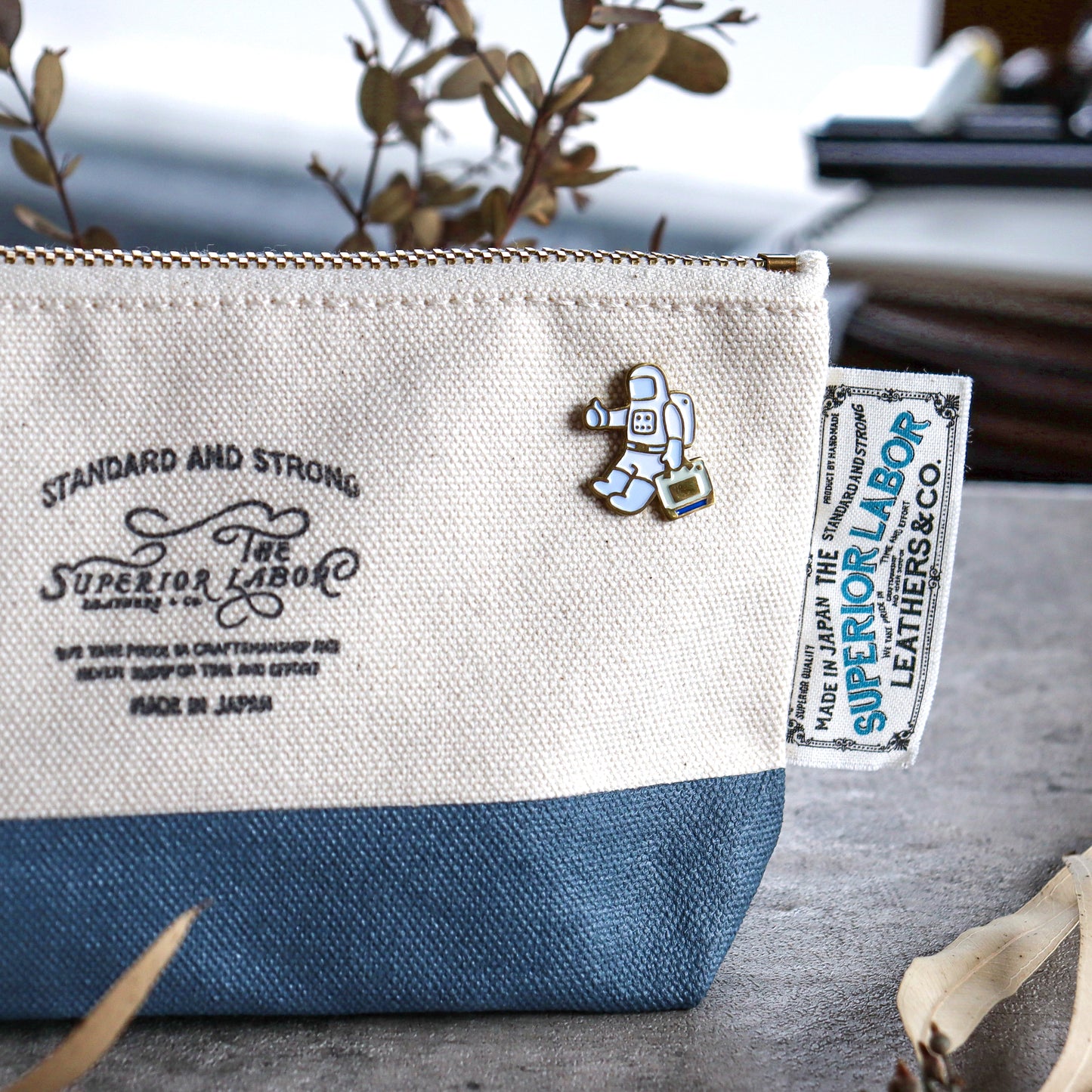 TSL x eric X CTFJ / Brass Pin Badge - Astronaut with TSL Tote-bag