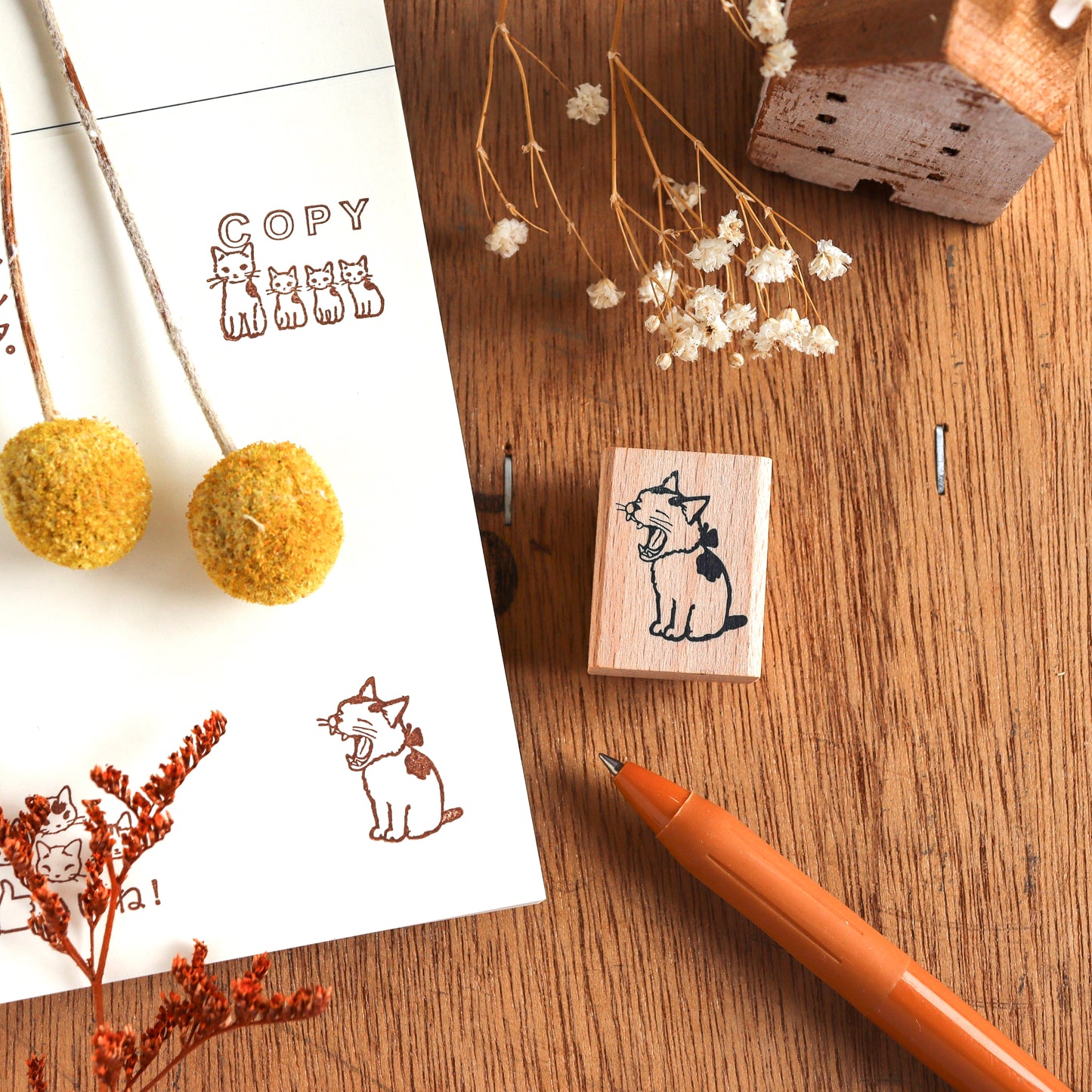 Pottering Cat / Cat Rubber Stamp - Yawn