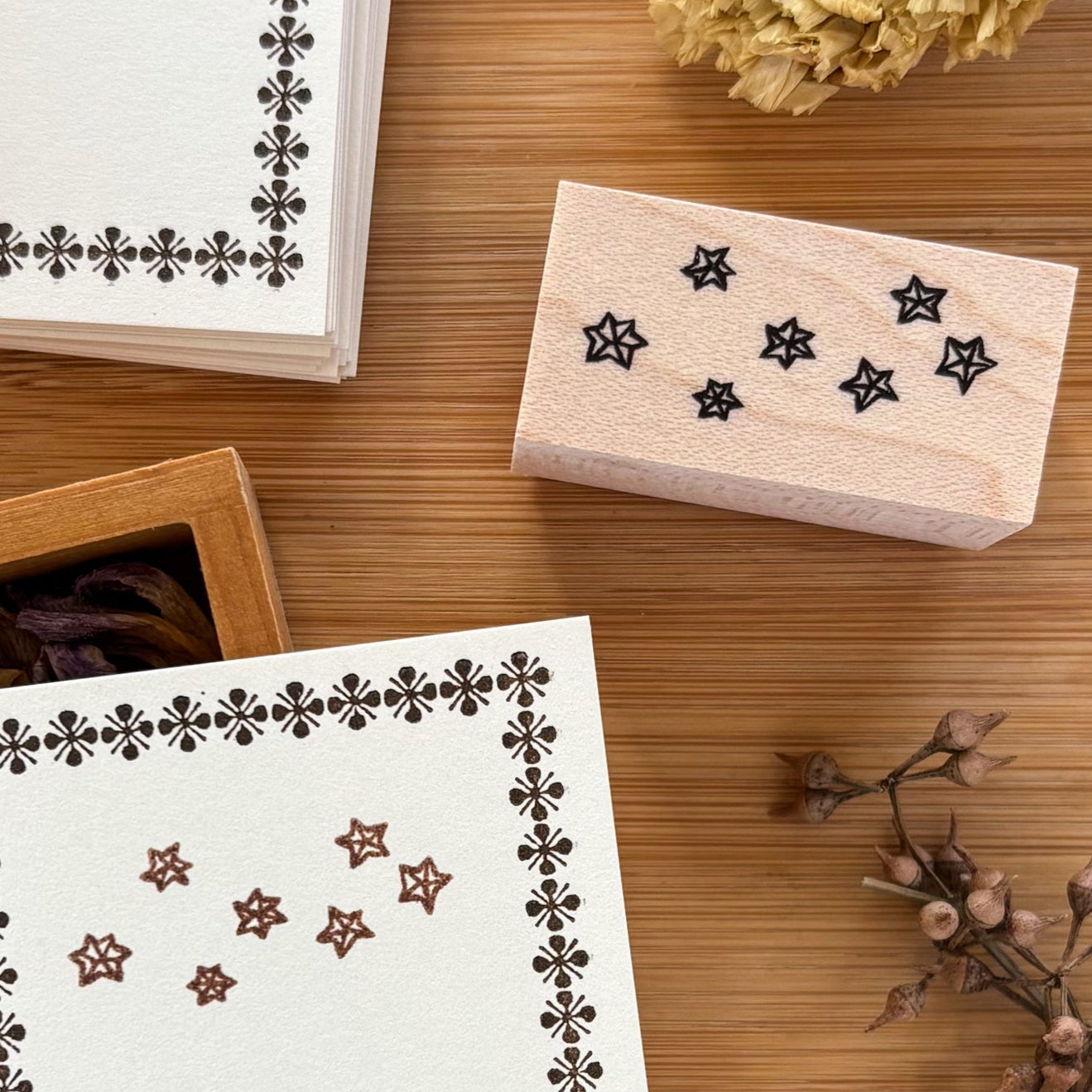 Necktie / Rubber Stamp - Shiny Stars