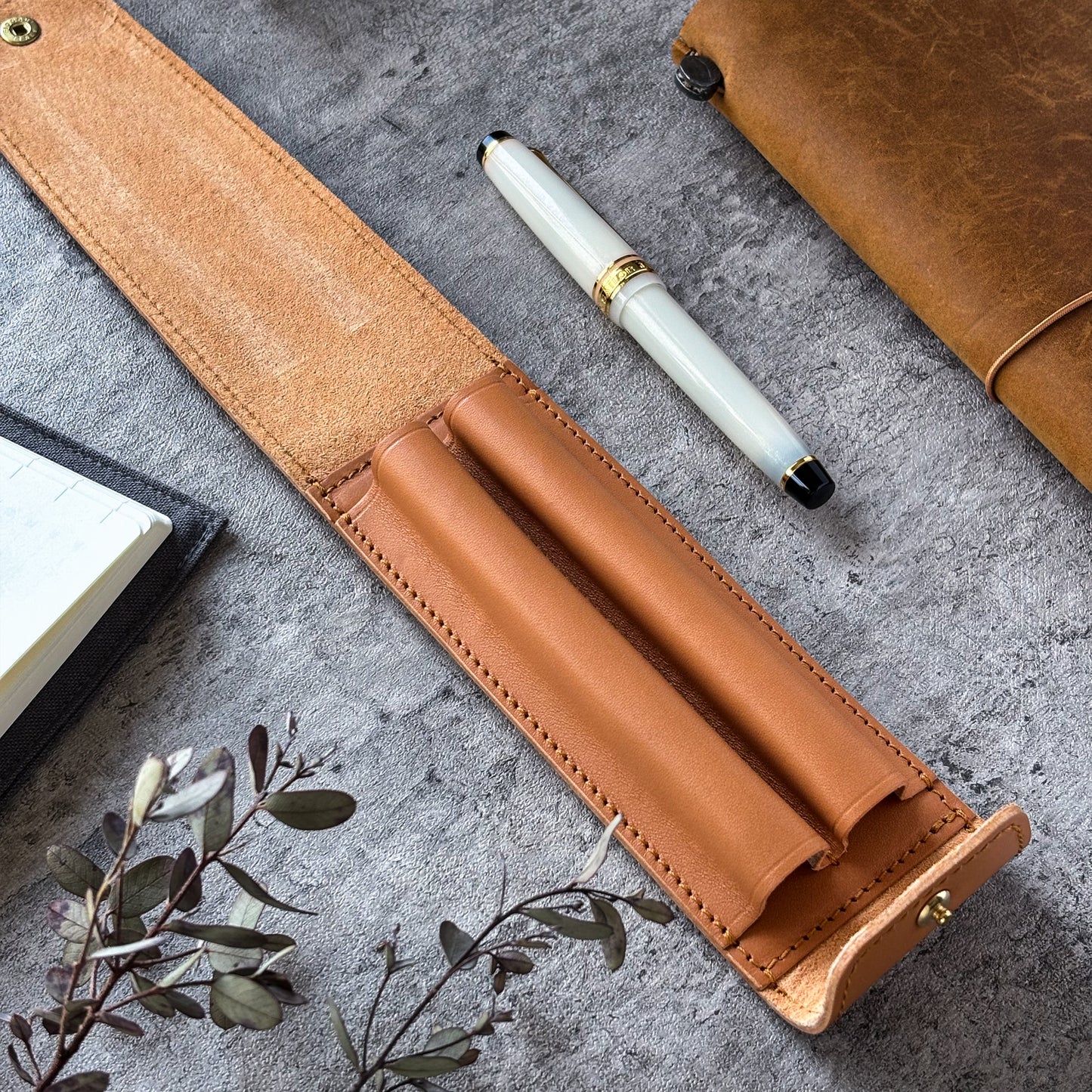 The Superior Labor / INGRASSATO Leather Fountain Pen Case - (2 Pens)
