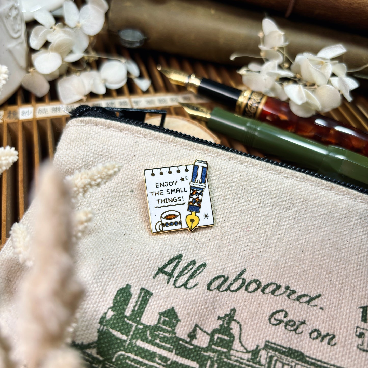 eric Cloisonne Pin Badge (七宝焼)