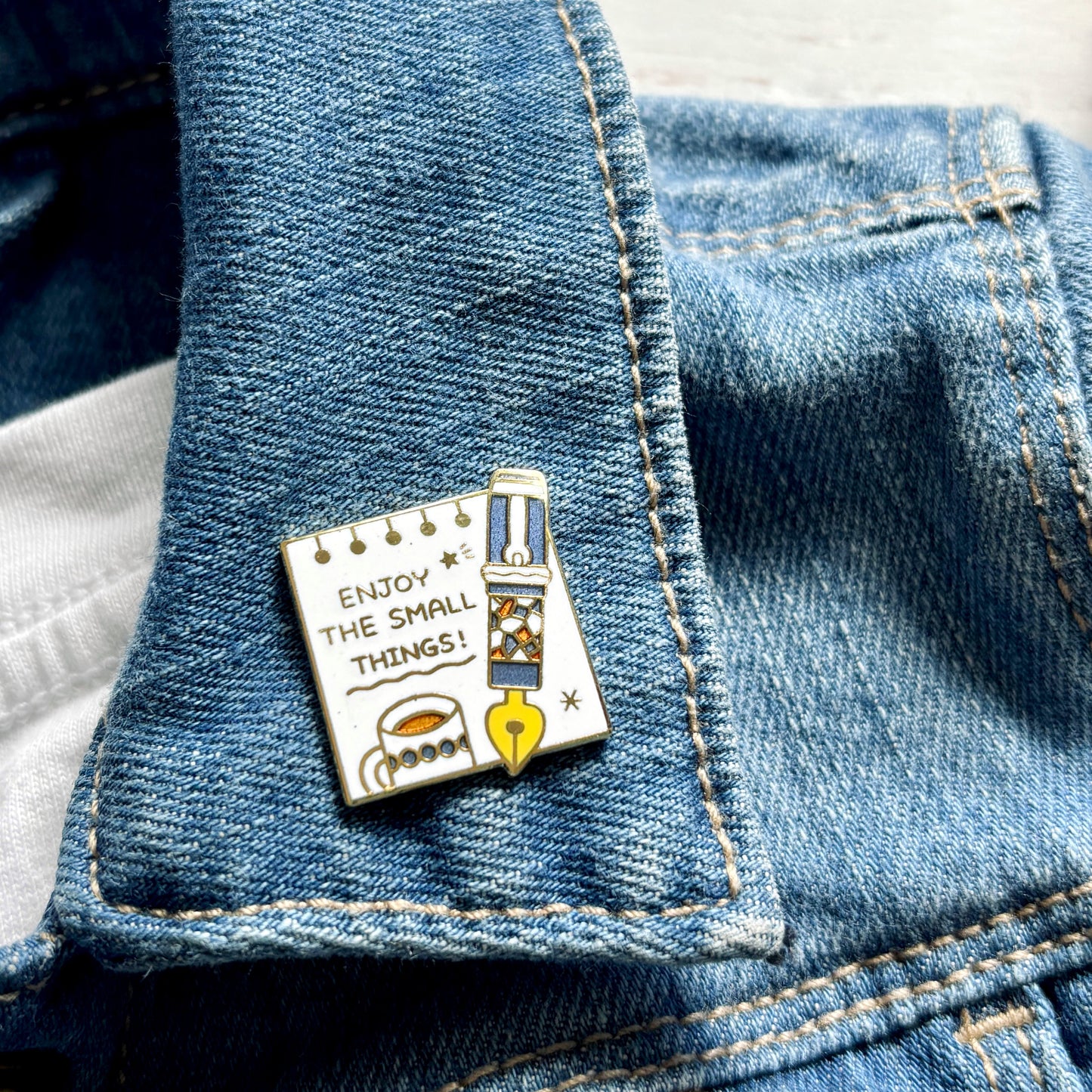 eric Cloisonne Pin Badge (七宝焼)