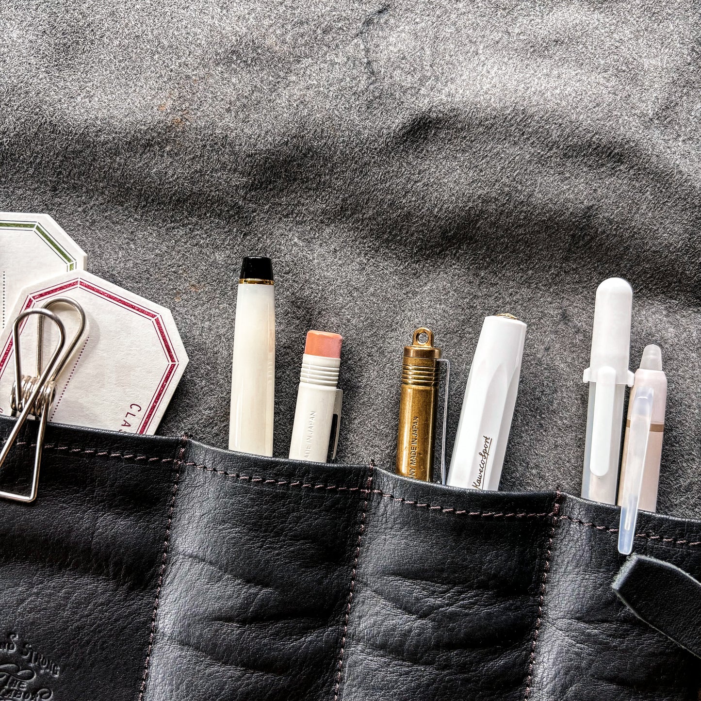 Last Stock / The Superior Labor / Leather Roll Pen Case - Black