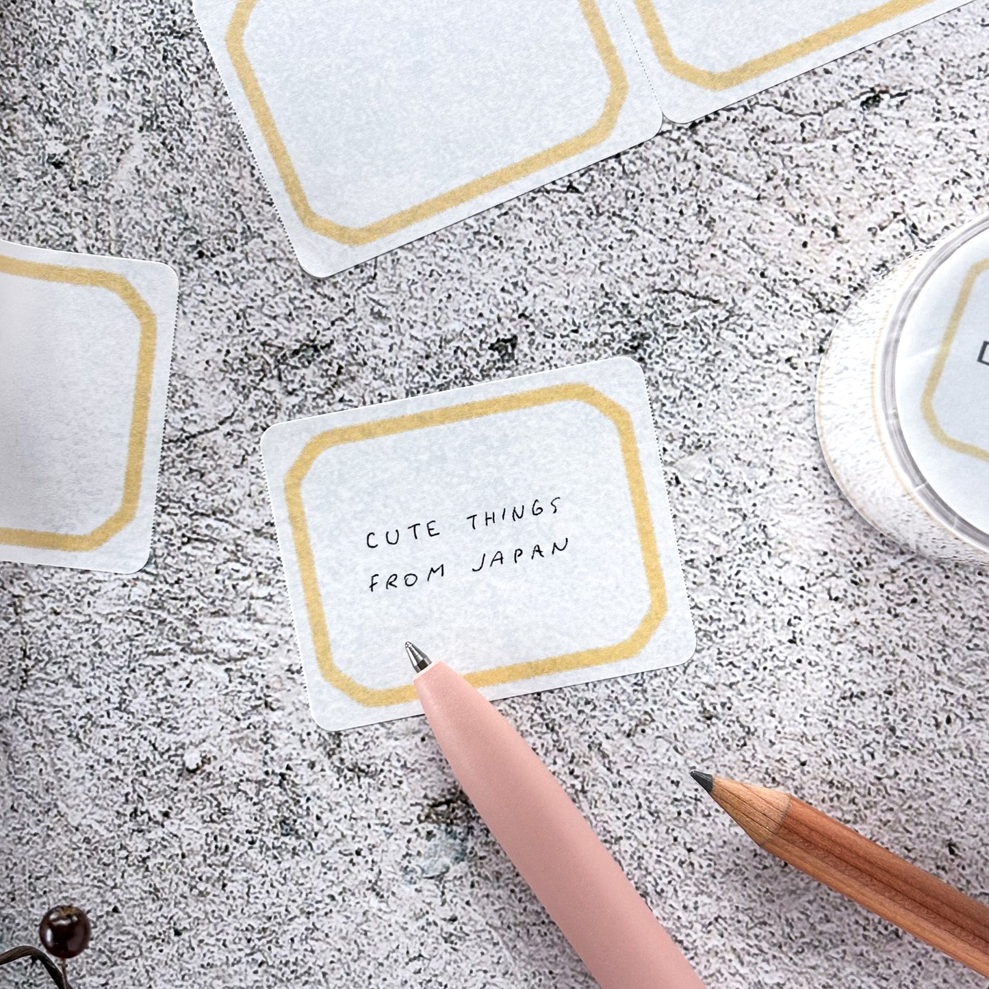 Roll Sticky Note - Yellow Frame