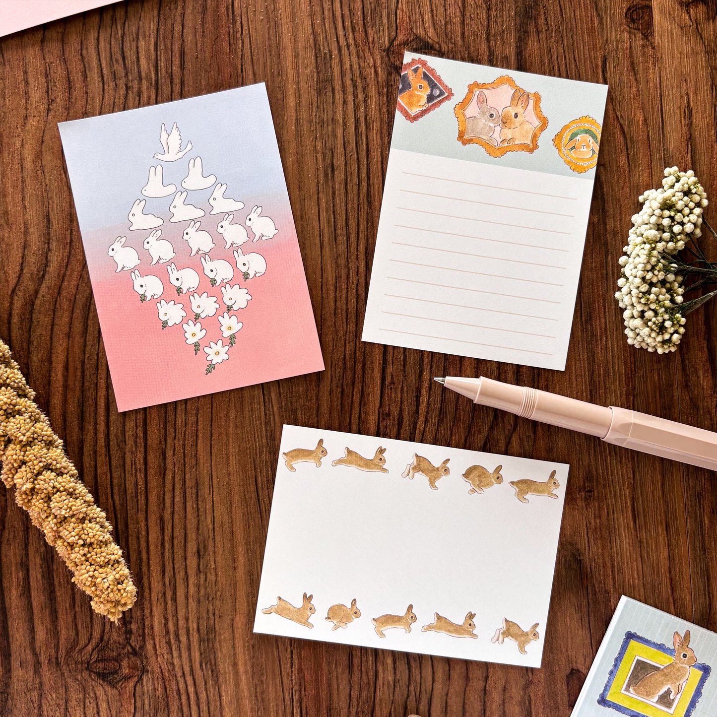 Shinako Moriyama Memo Pad - Bunny and Frames
