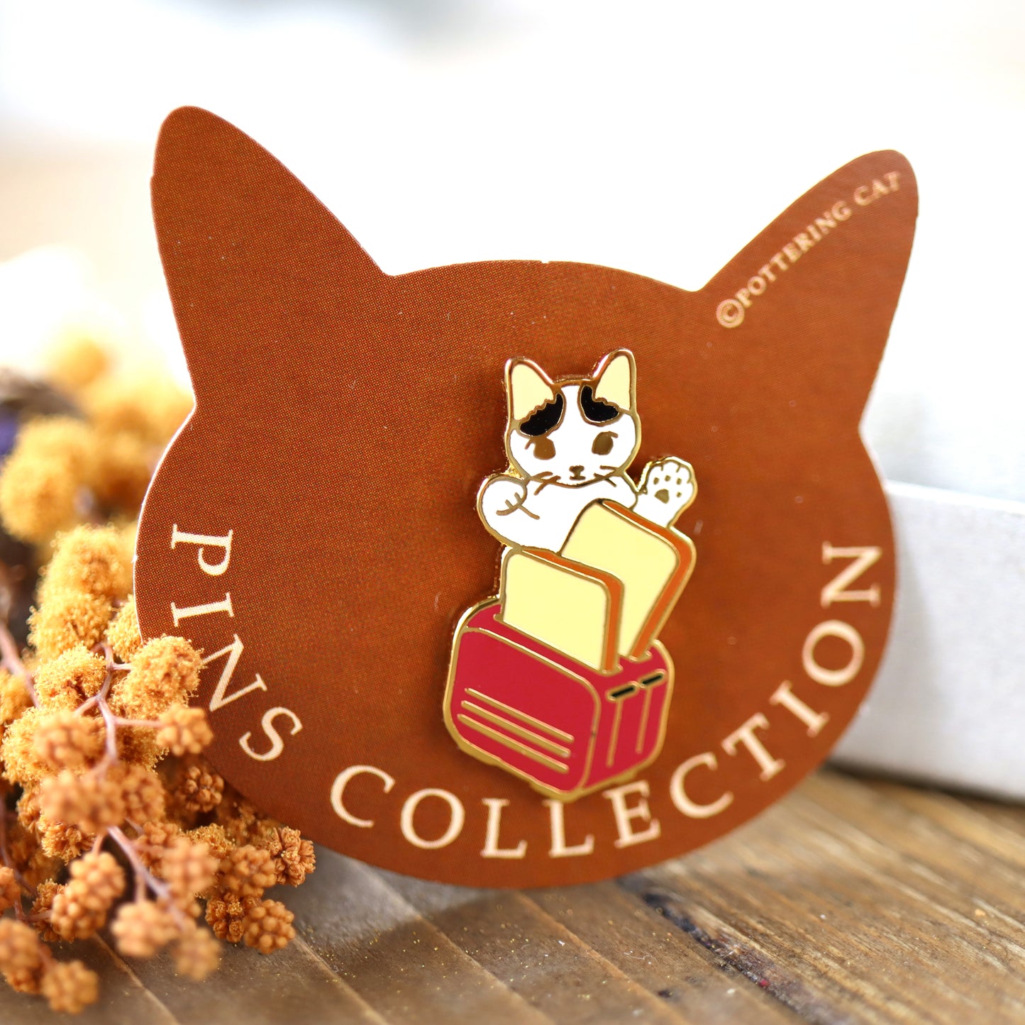 Pottering Cat / Cat Pin - Toaster
