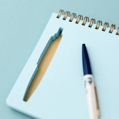 eric / 2026 Scribble Calendar – Desk Edition (with pen)