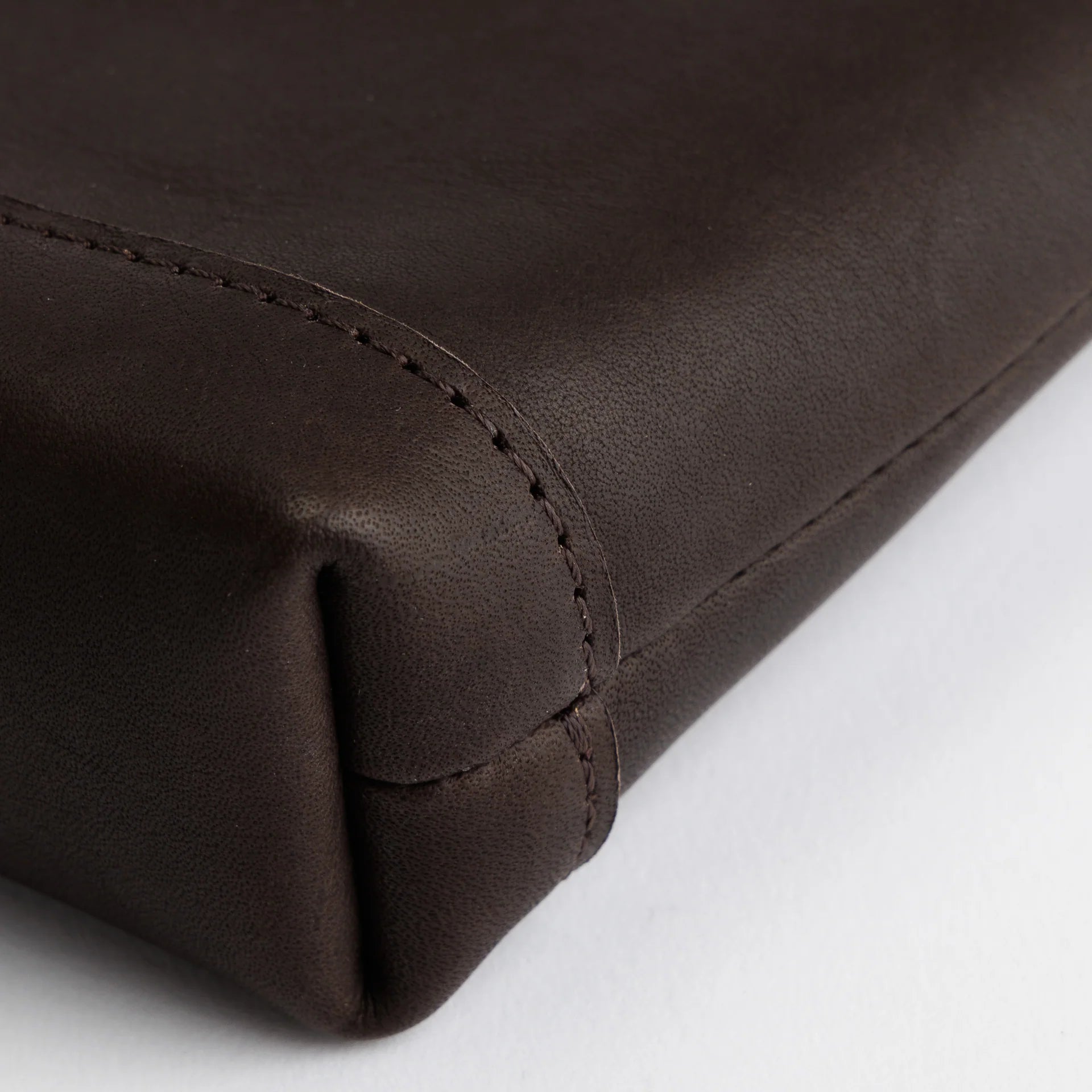 THE SUPERIOR LABOR / all leather engineer pouch【３色展開】