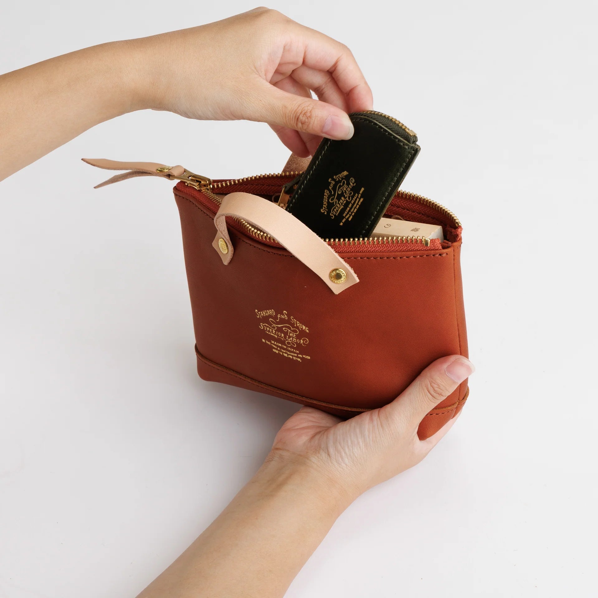 THE SUPERIOR LABOR / all leather engineer pouch【３色展開】