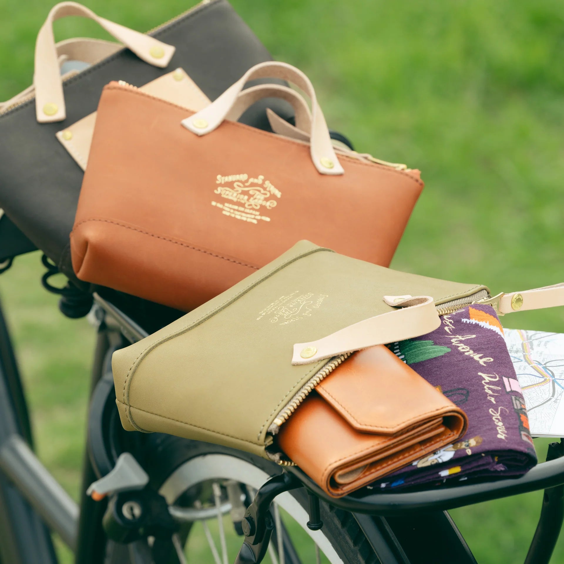 THE SUPERIOR LABOR / all leather engineer pouch【３色展開】