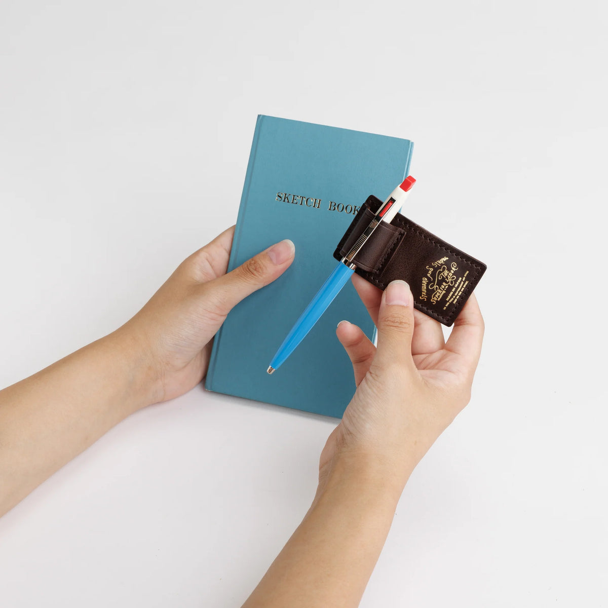 The Superior Labor / magnet pen clip (pull-up leather)