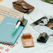 The Superior Labor / magnet pen clip (pull-up leather)