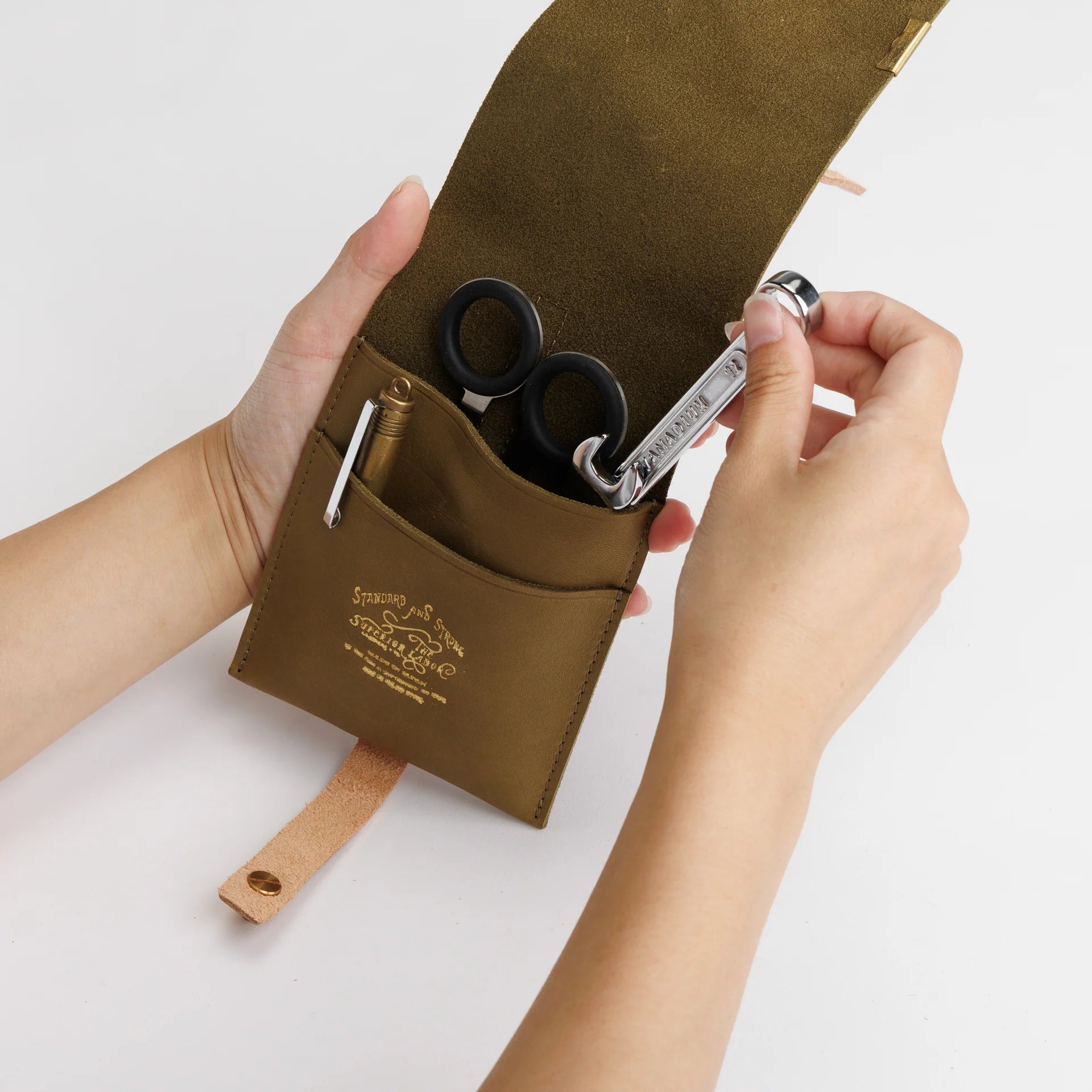 THE SUPERIOR LABOR / leather tool holder/glove leather【３色展開】