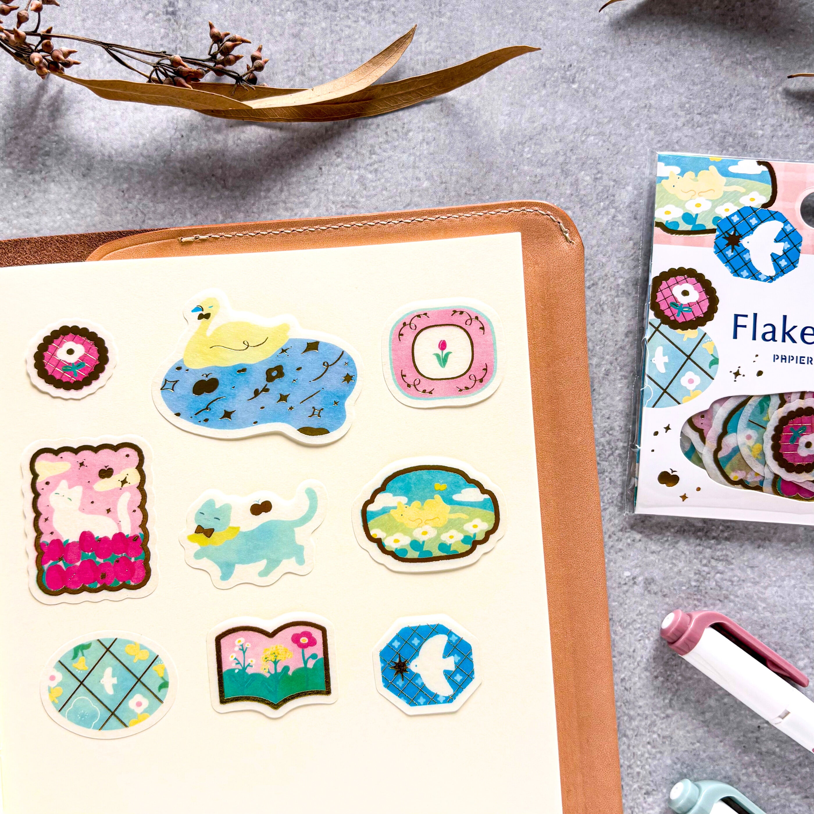 Nodoka Miyashita / Flake Stickers - Happy Cat