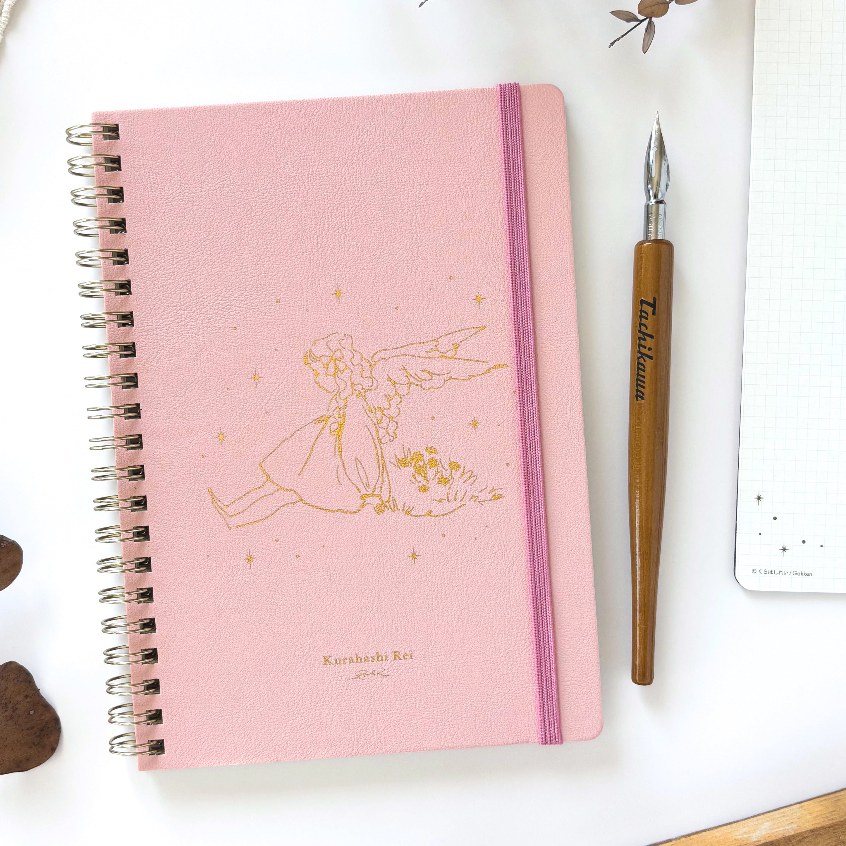 Rei Kurahashi / B6 Foil-Stamped Ring Notebook - Take a rest