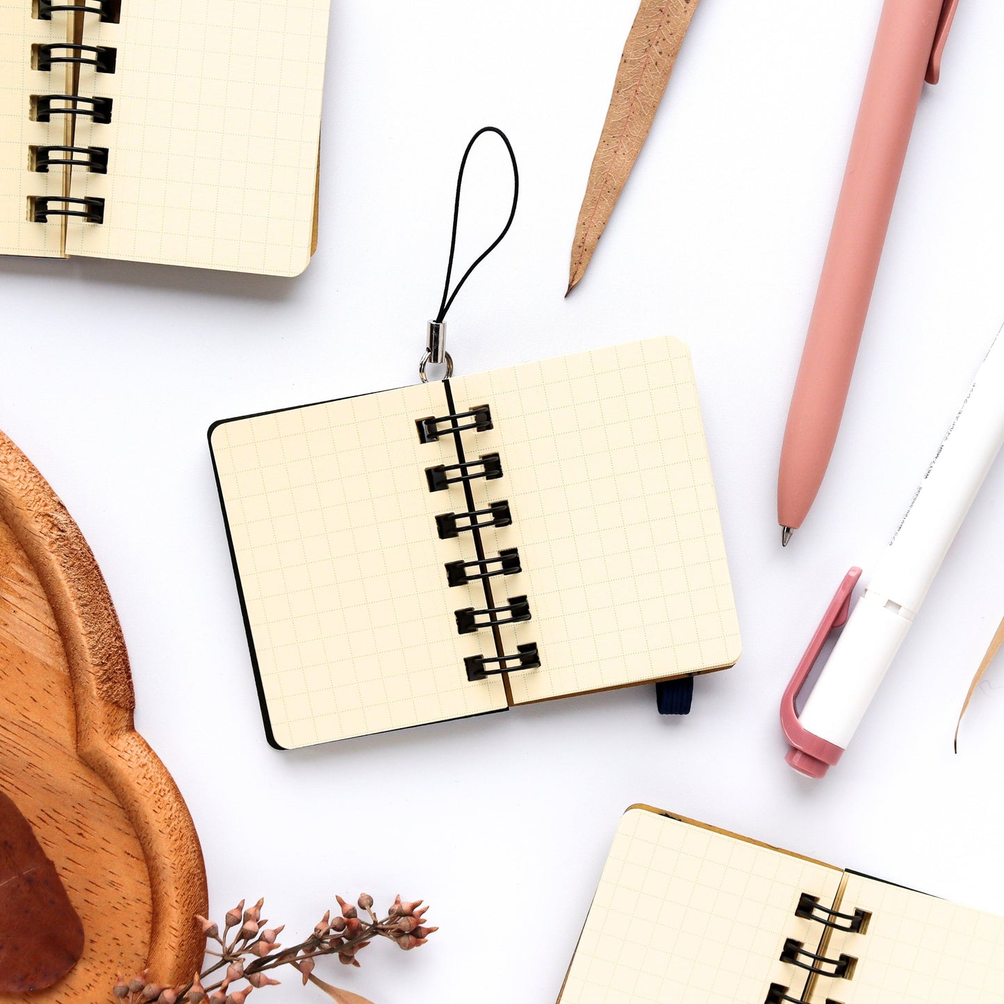 Delfonics / Rollbahn Spiral Micro Notebook - Clear Pink