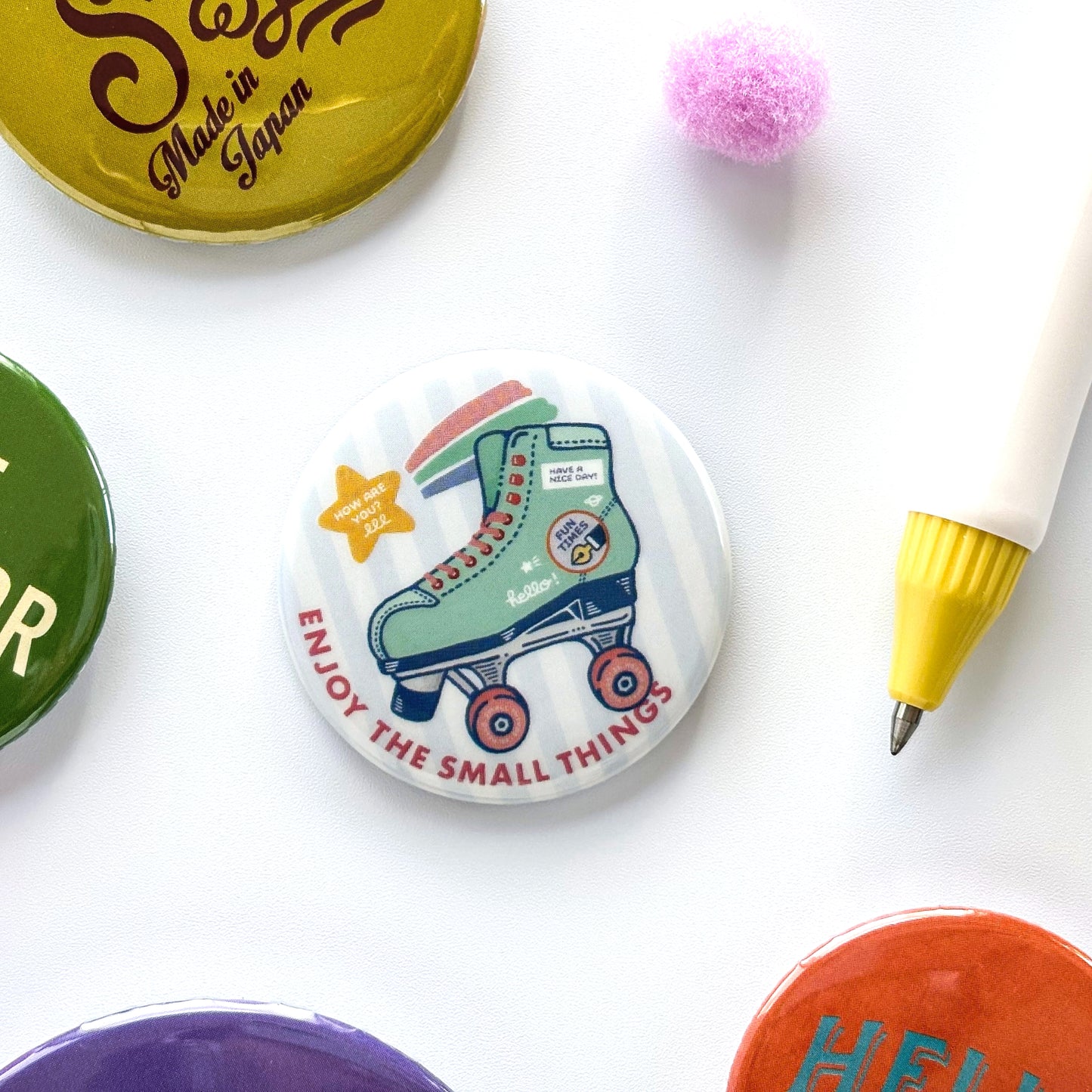 Hello, Harajuku! Limited Edition / eric Can Badge - Set of 2 designs