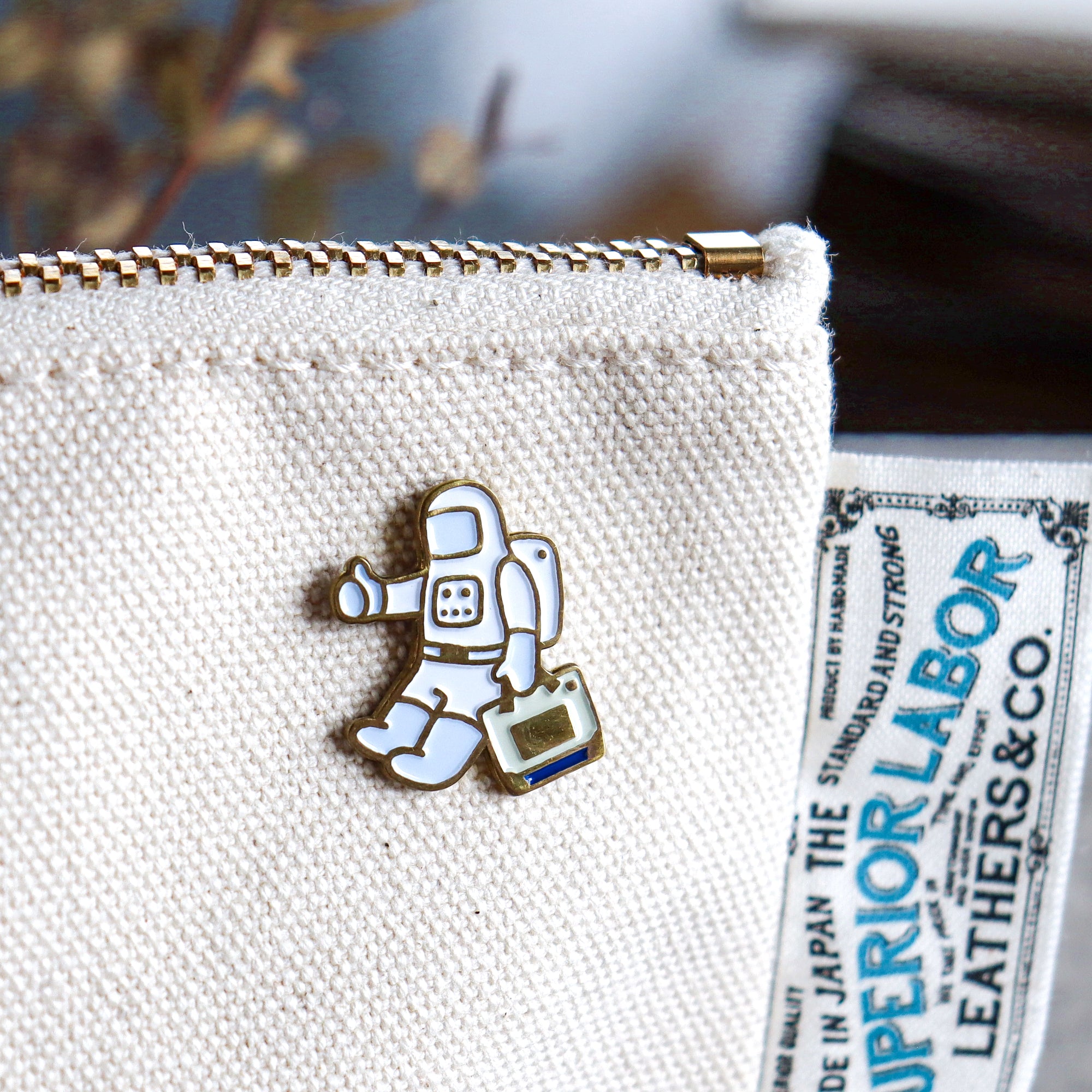 Limited Edition TSL x eric X CTFJ / Brass Pin Badge - Astronaut with TSL Tote-bag