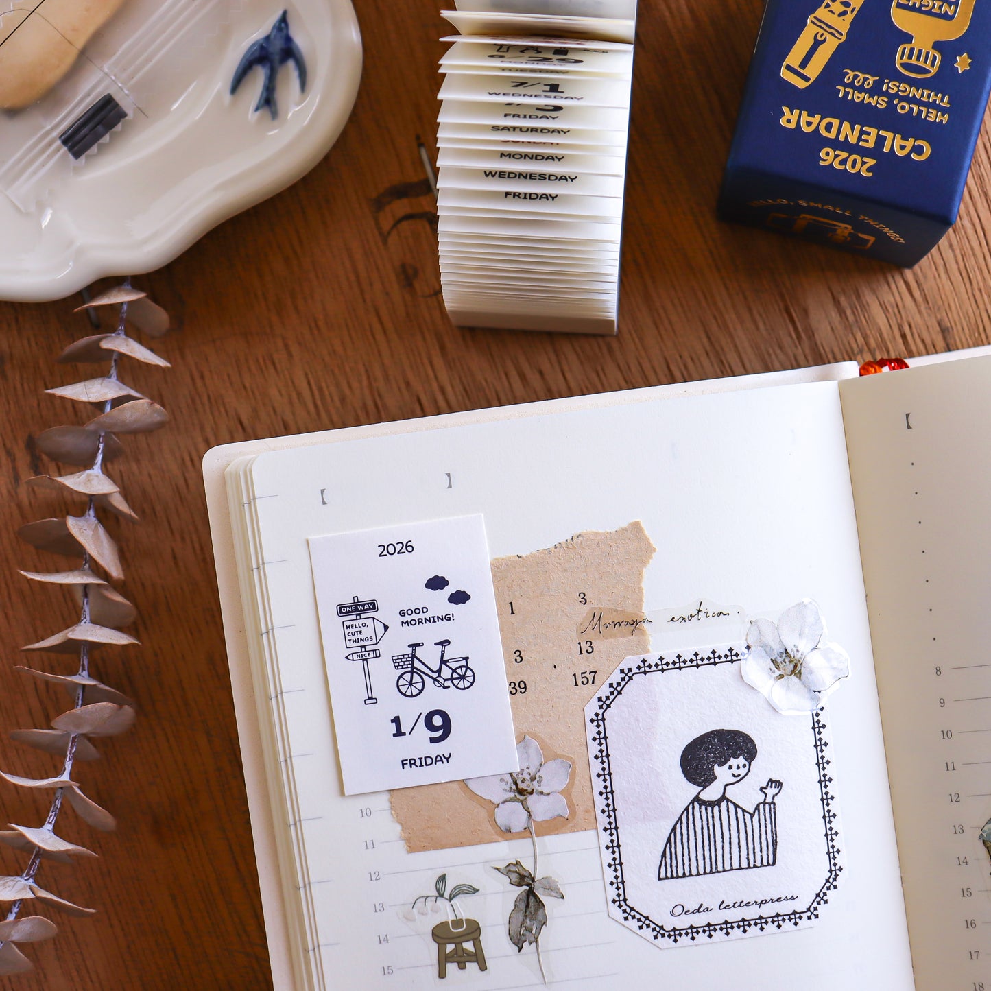 [Houston Exclusive] eric Mini Himekuri Calendar - One-day-a-page