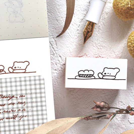 Ranmyu / Rubber Stamp - Bear and Bread