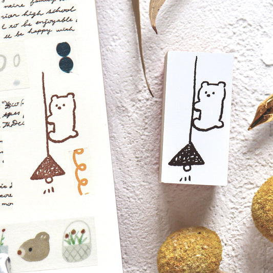 Ranmyu / Rubber Stamp - Bear holding the lamp