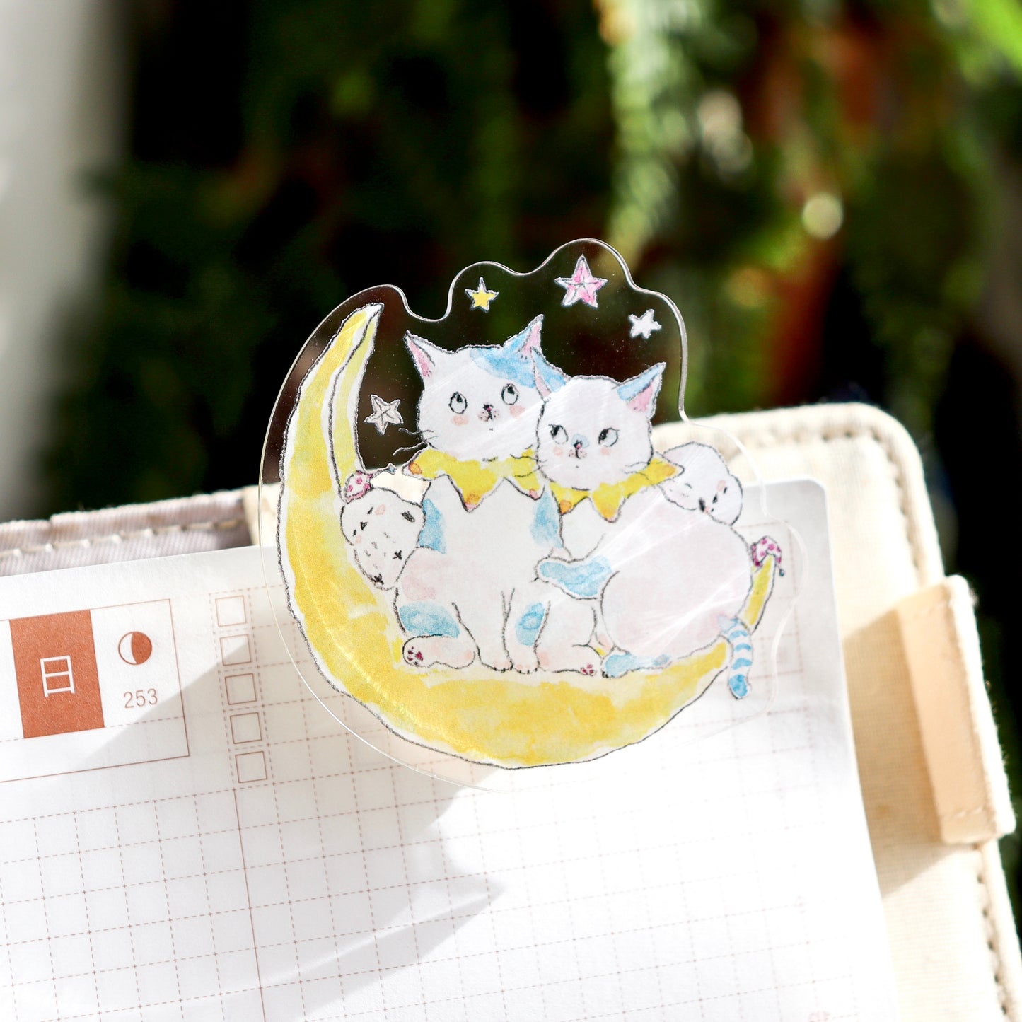 Tocorocomugi / Rotating Paper Clip - Moon & Star