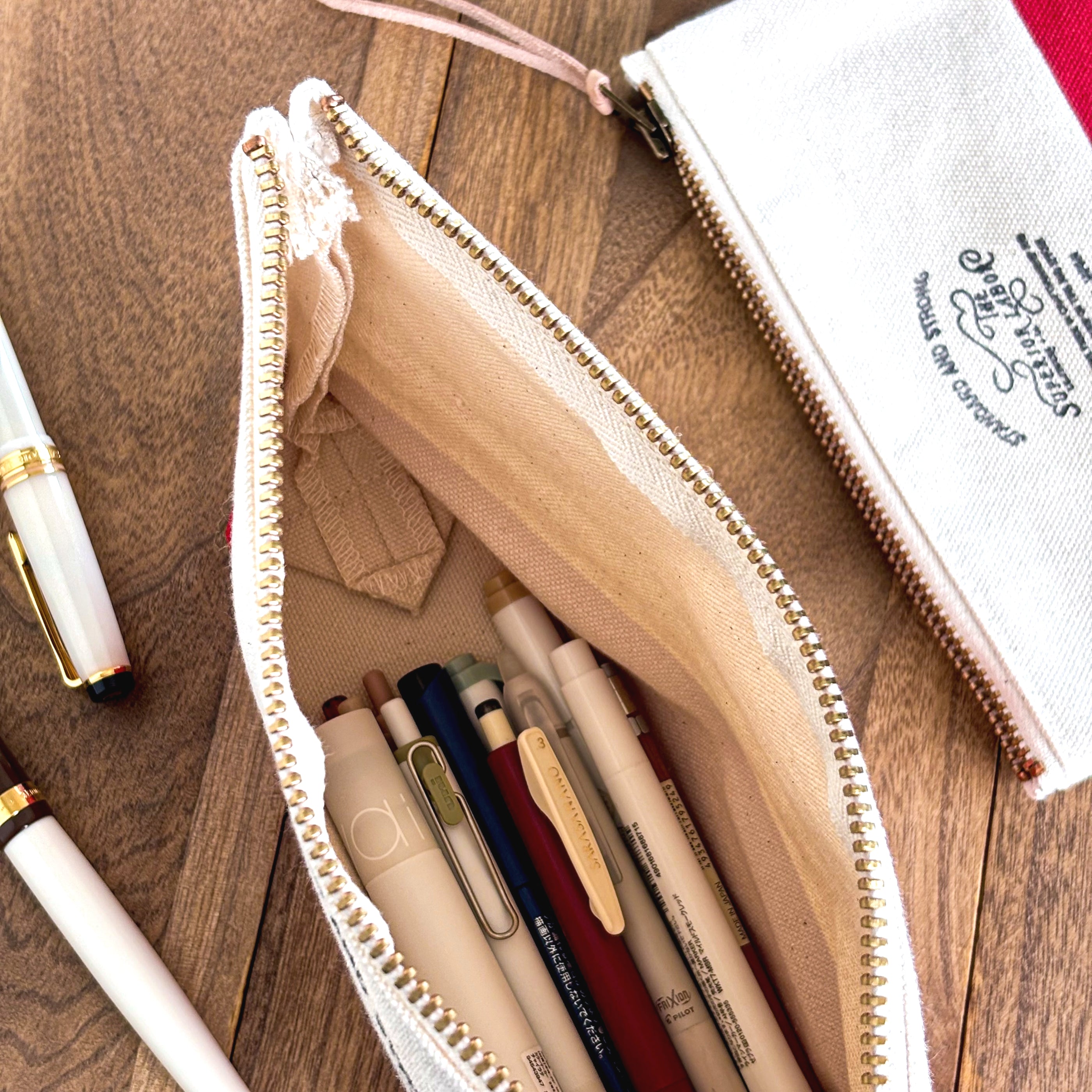The Superior Labor / Engineer Pouch - Red (Size #3)