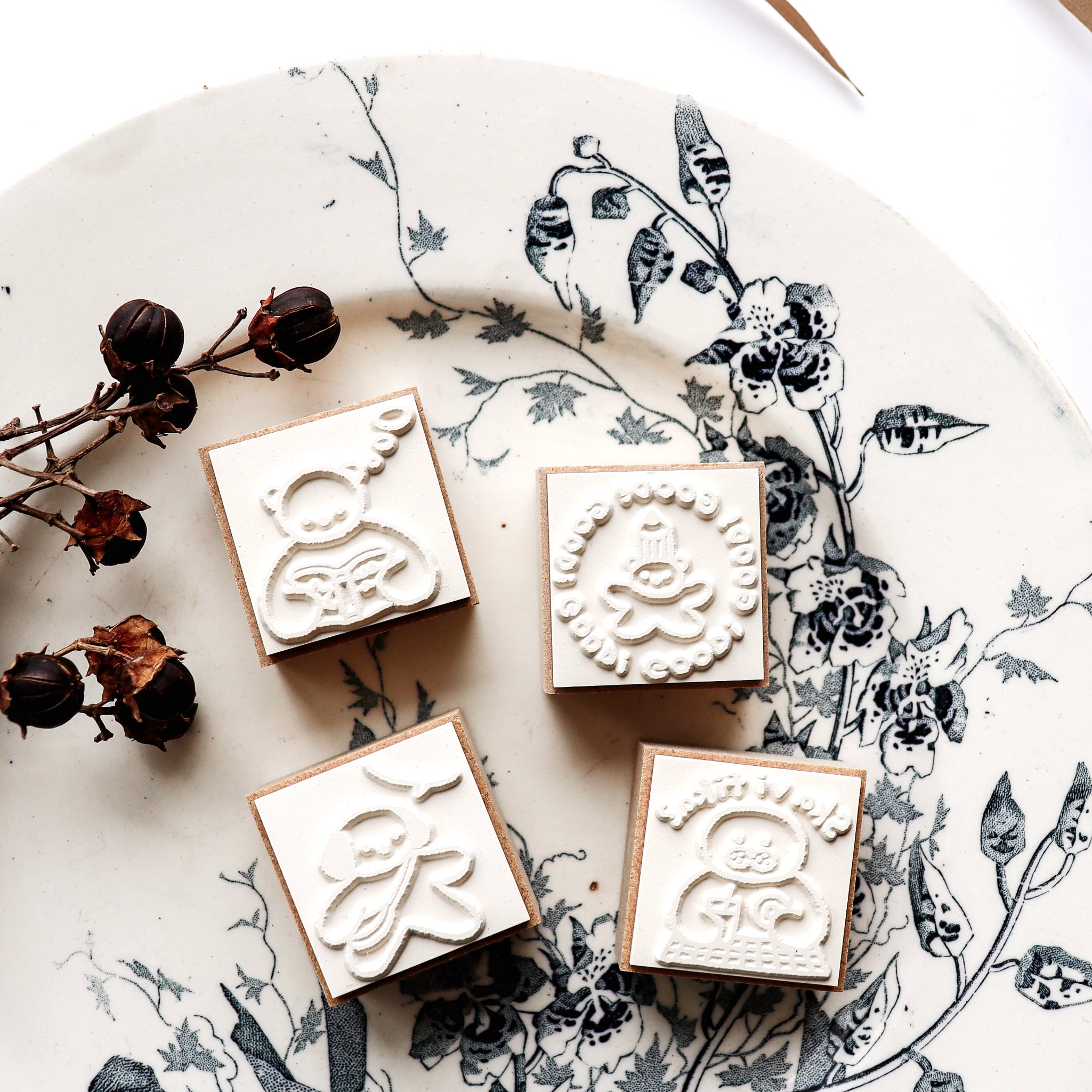 Mariko Fukuoka / Rubber Stamp - Hmm