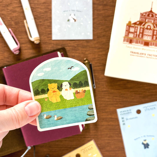 Mariko Fukuoka / Vinyl Sticker - Picnic