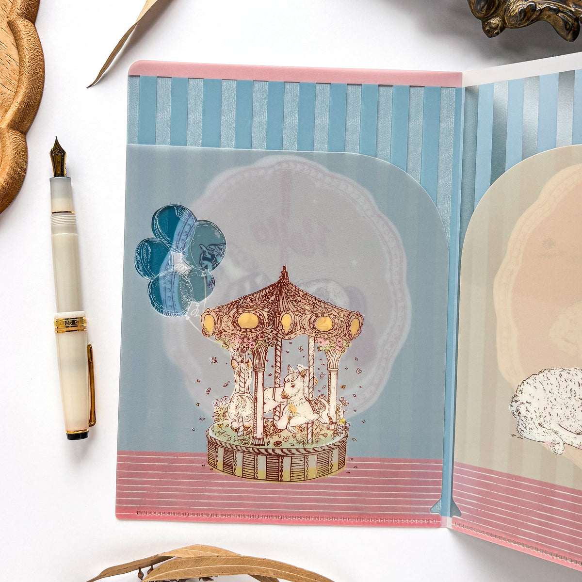 Aya Inoue / A5 Double-Pocket Clear Folder - Carousel