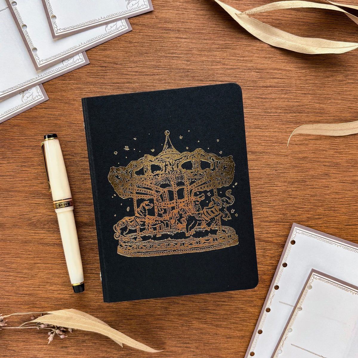 Aya Inoue / M6 Papre Ring Binder - Carousel