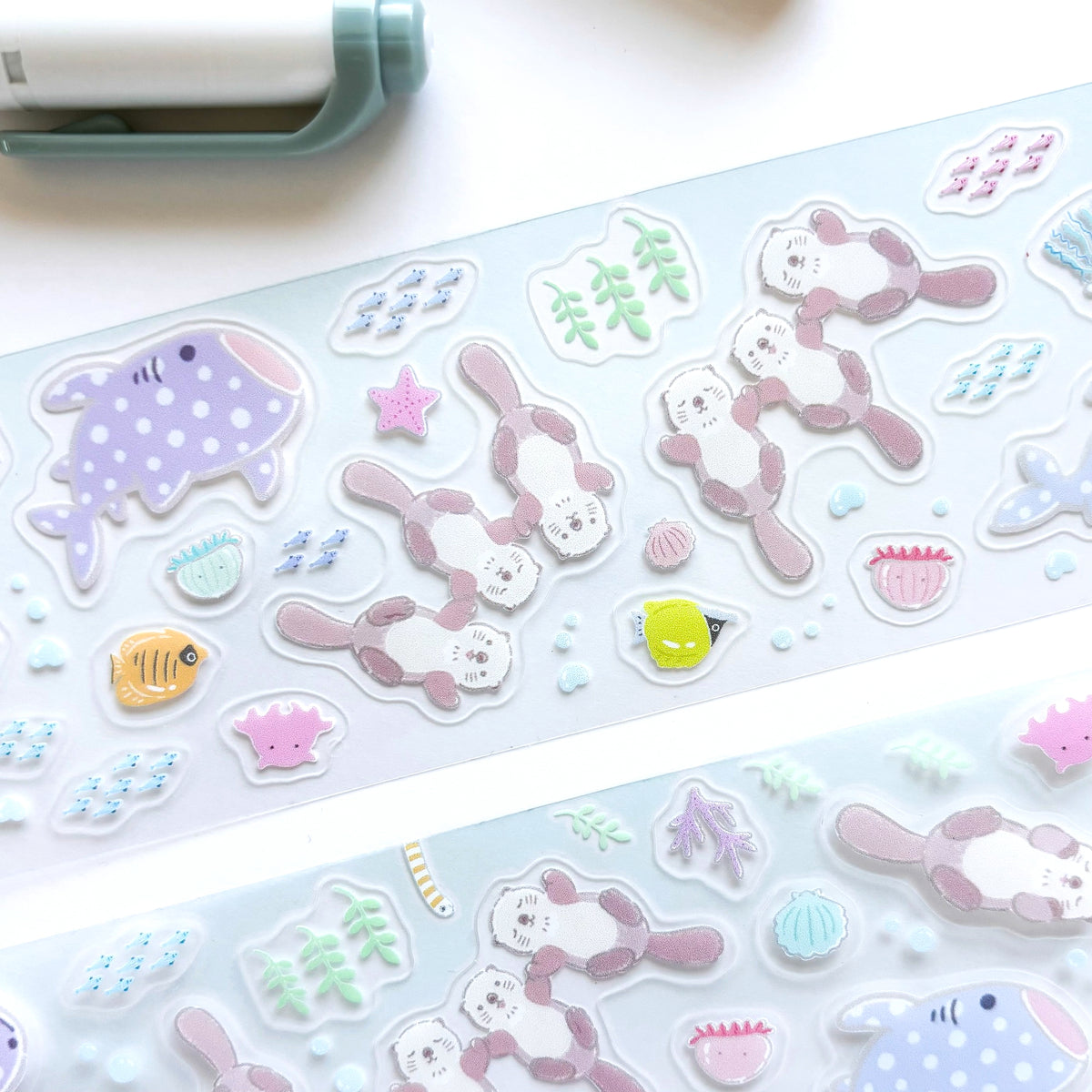 MILINA / Clear Roll Stickers - Love Sea Otter