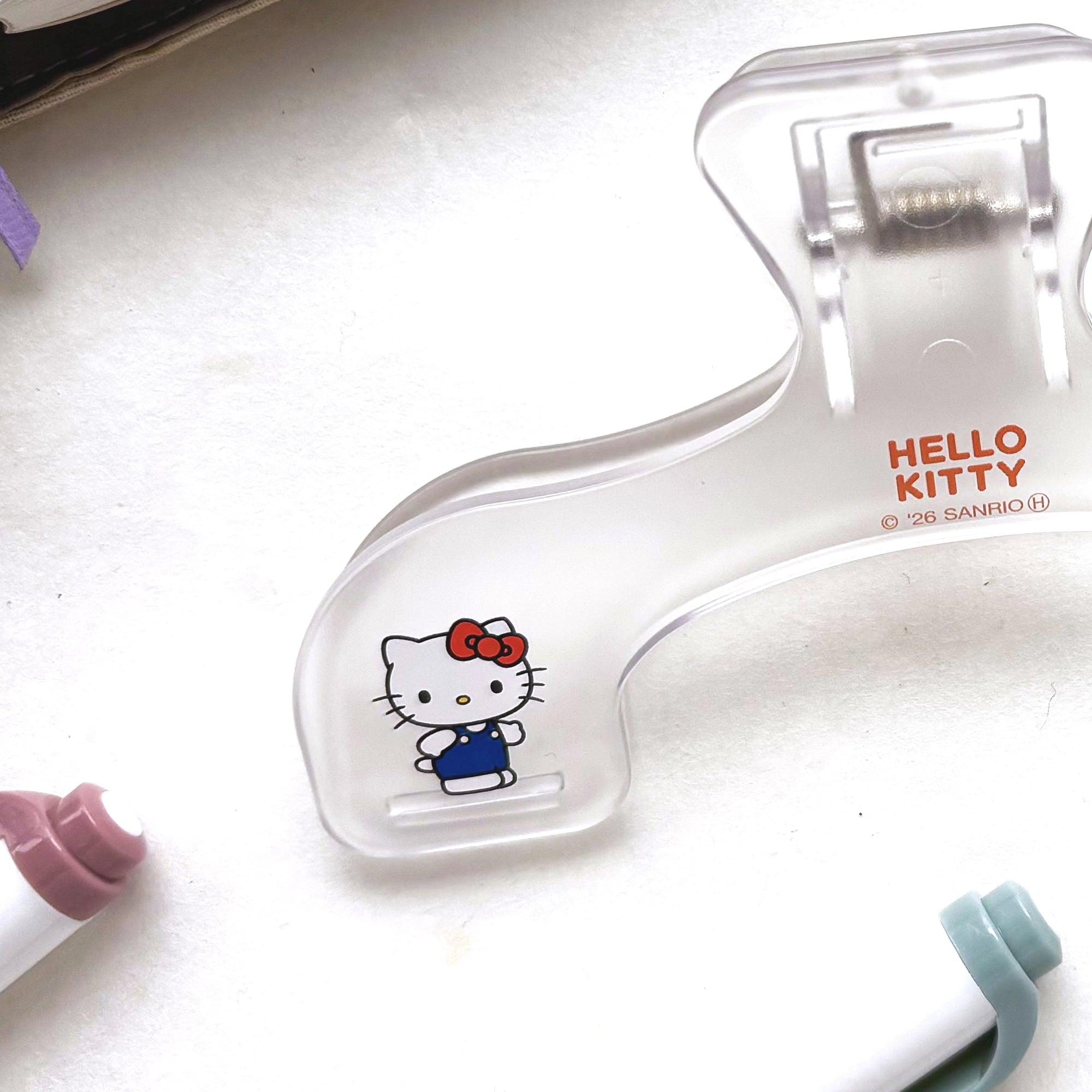 [Limited Edition] "Ukanmuri" Clip - Hello Kitty (Clear)