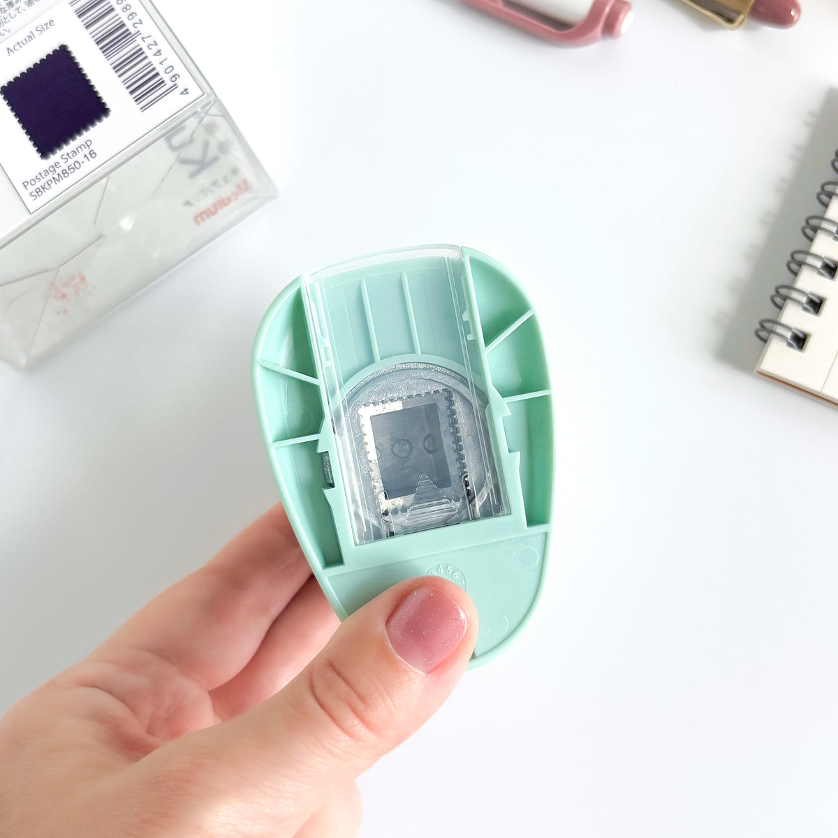Kuretake / Postage Stamp Punch