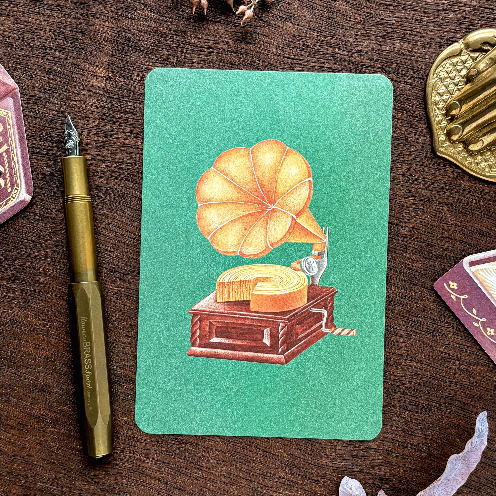 ALACARUDOU / Postcard - Gramophone
