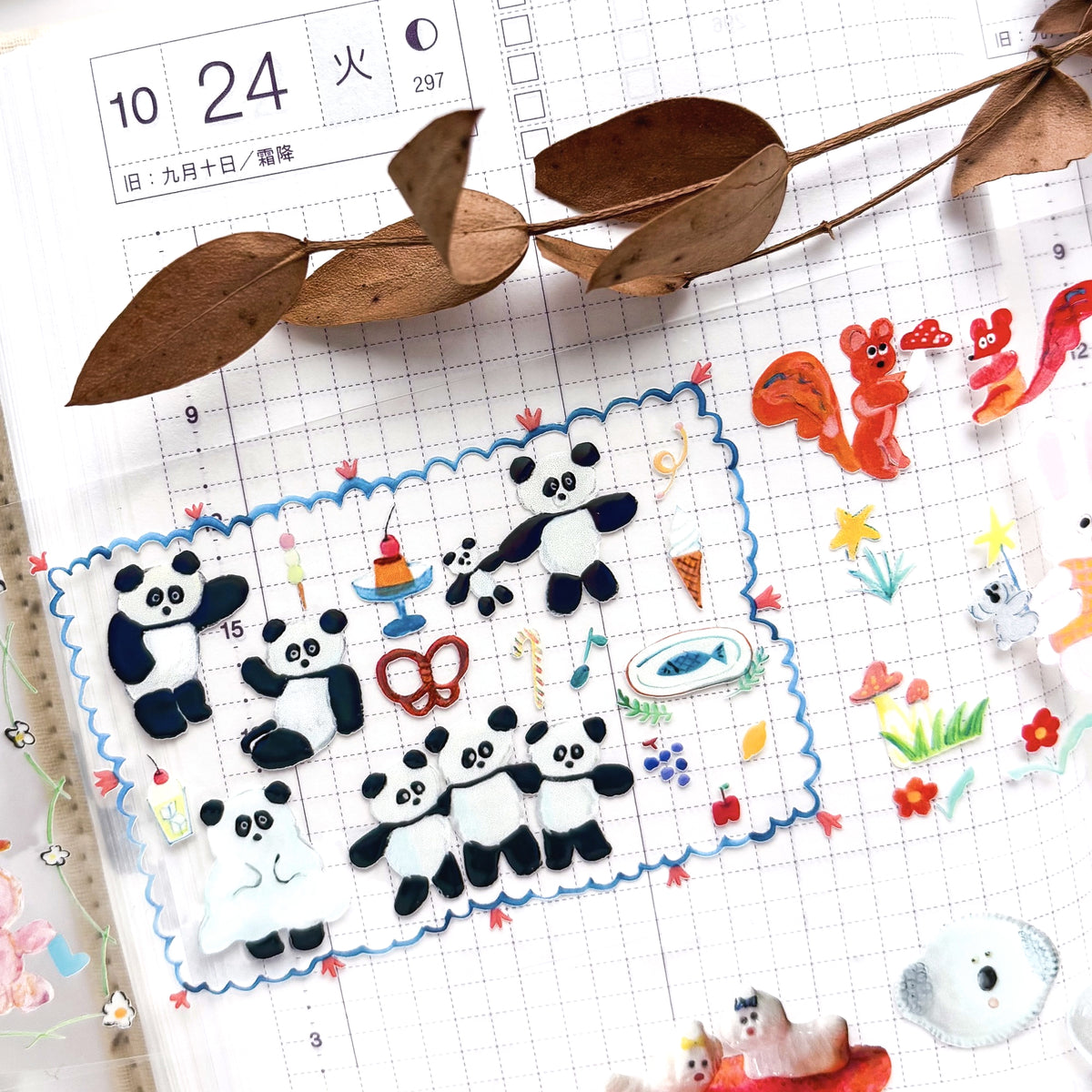 CYILABO / Foil-Stamped Clear Roll Stickers
