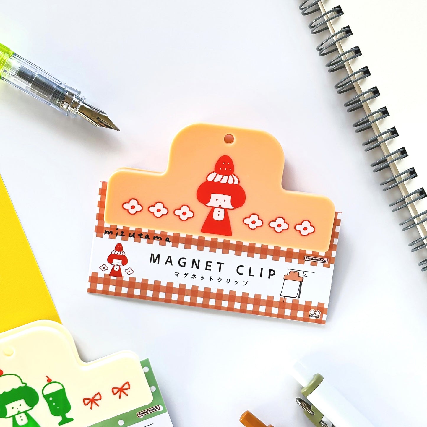 mizutama / Limited Edition / Magnet Paper Clip (orange)