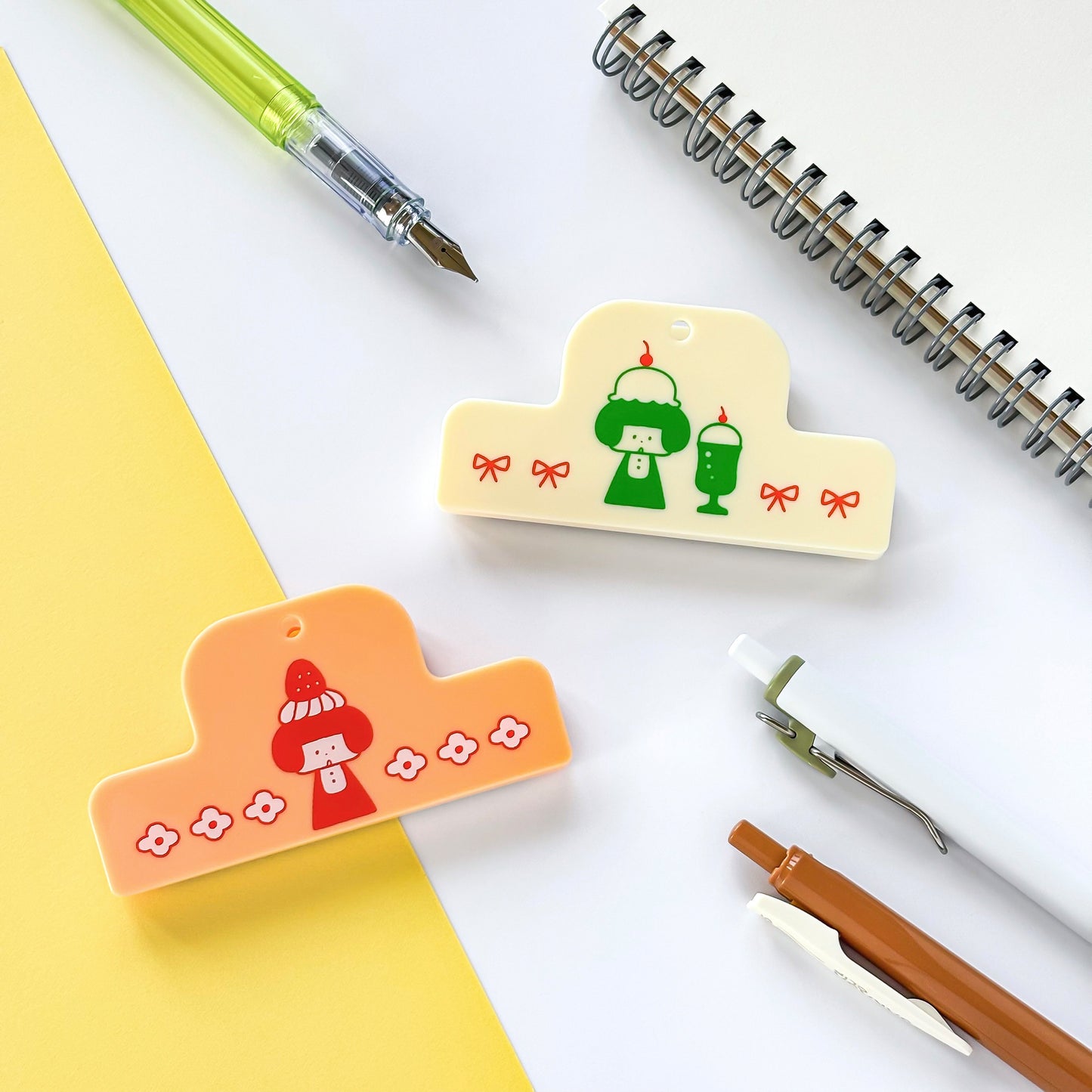 mizutama / Limited Edition / Magnet Paper Clip (white)