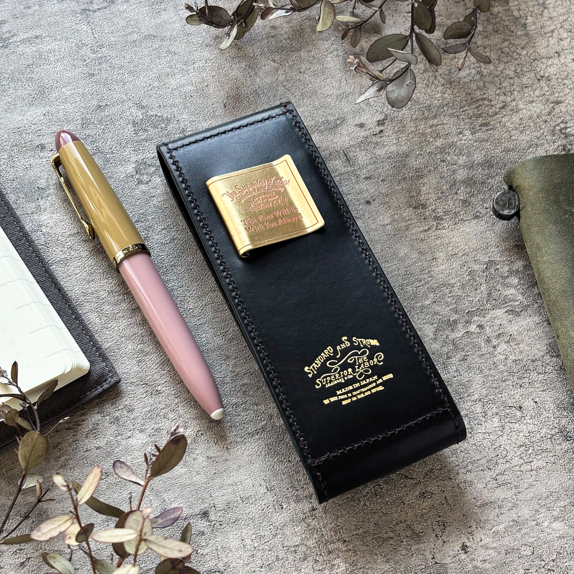 THE SUPERIOR LABOR / レザーペンケース（万年筆２本収納）