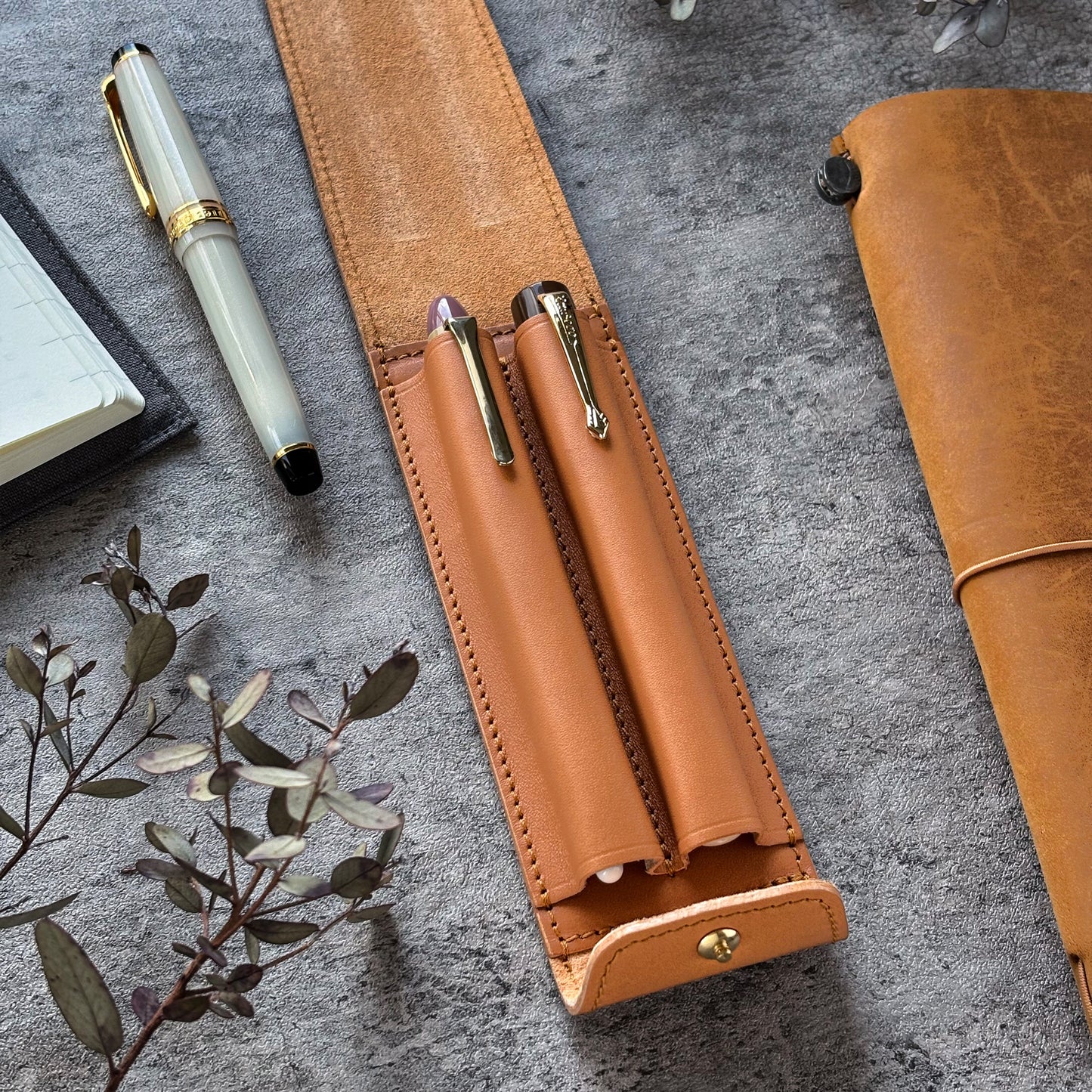 The Superior Labor / INGRASSATO Leather Fountain Pen Case - (2 Pens)