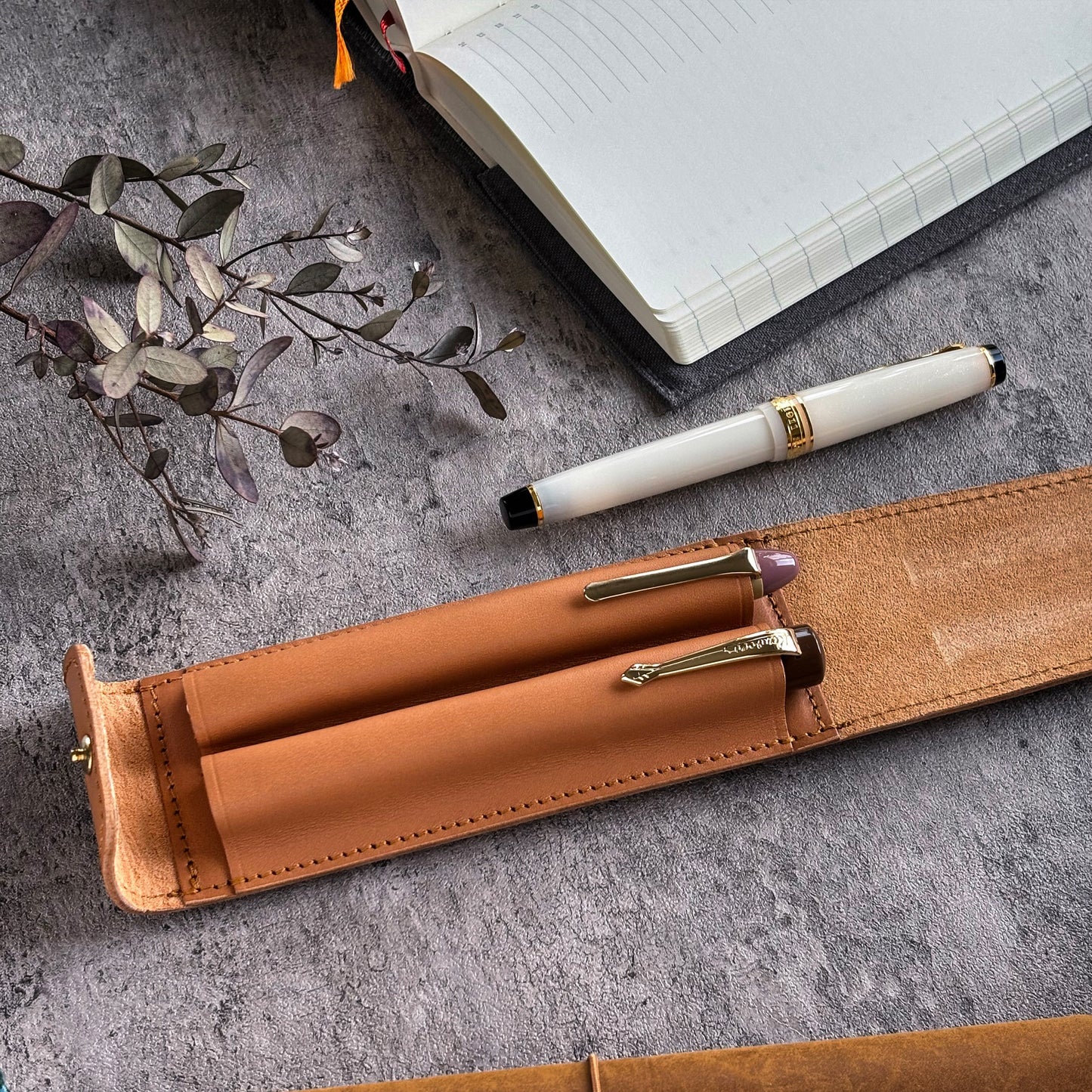 The Superior Labor / INGRASSATO Leather Fountain Pen Case - (2 Pens)