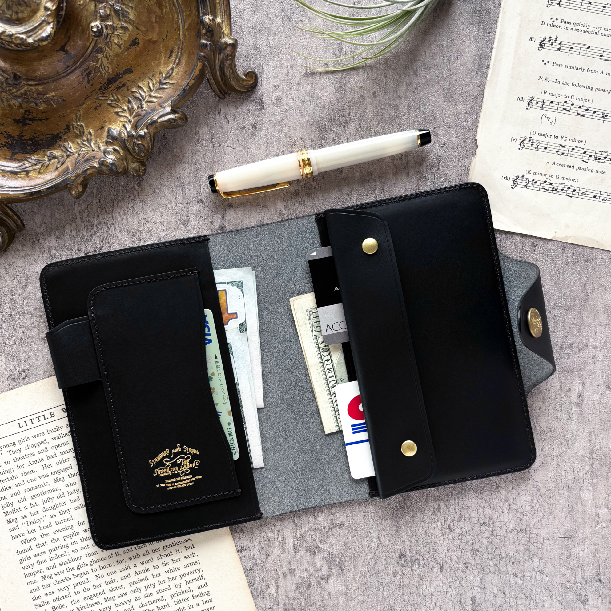 The Superior Labor / INGRASSATO & things holder - Black (A6)