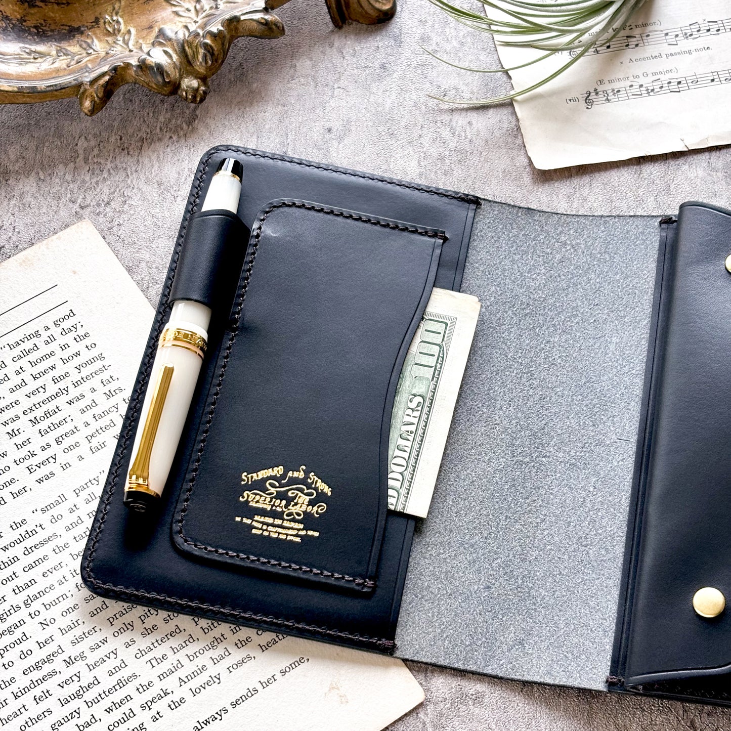 The Superior Labor / INGRASSATO & things holder - Black (A6)