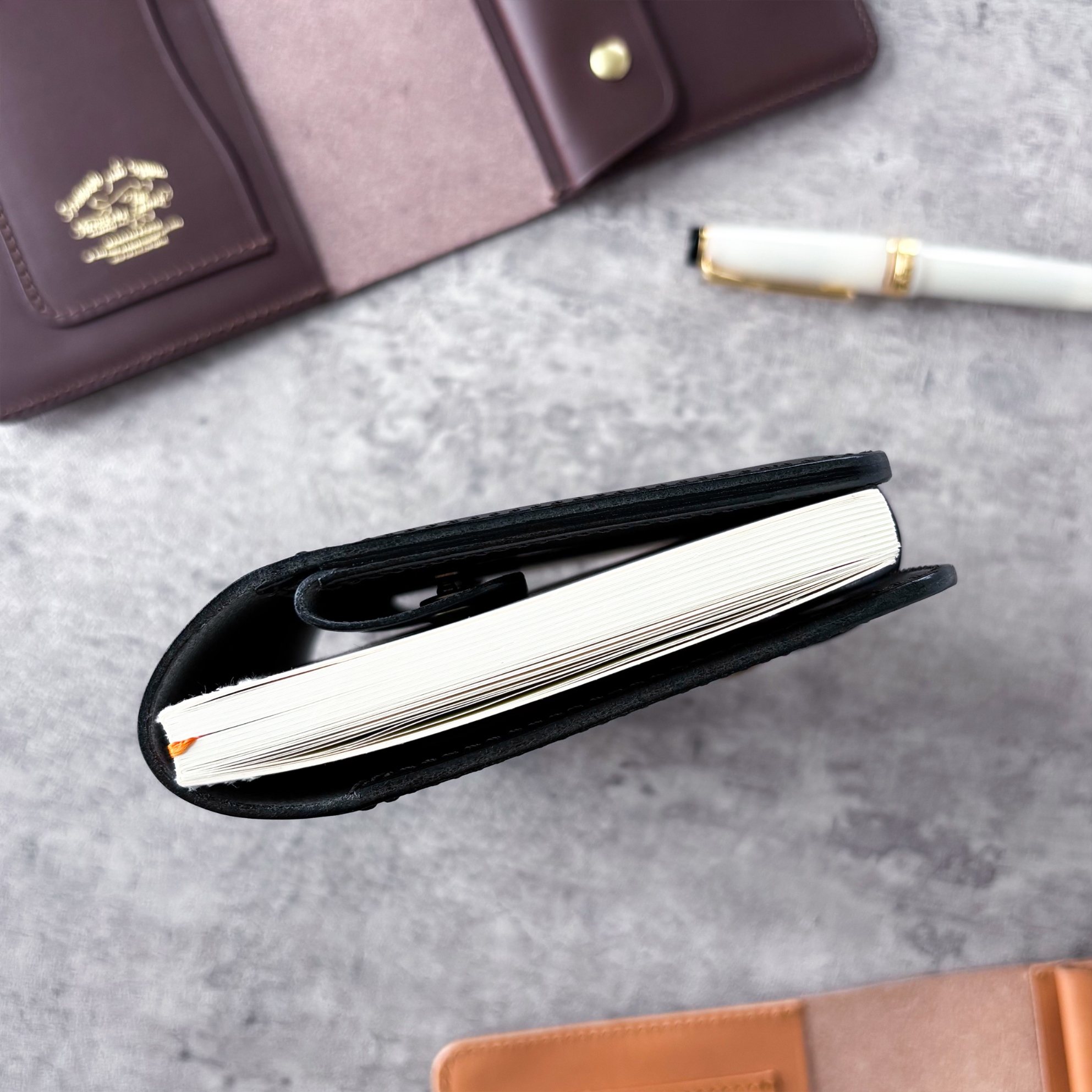 The Superior Labor / INGRASSATO & things holder - Black (A6)