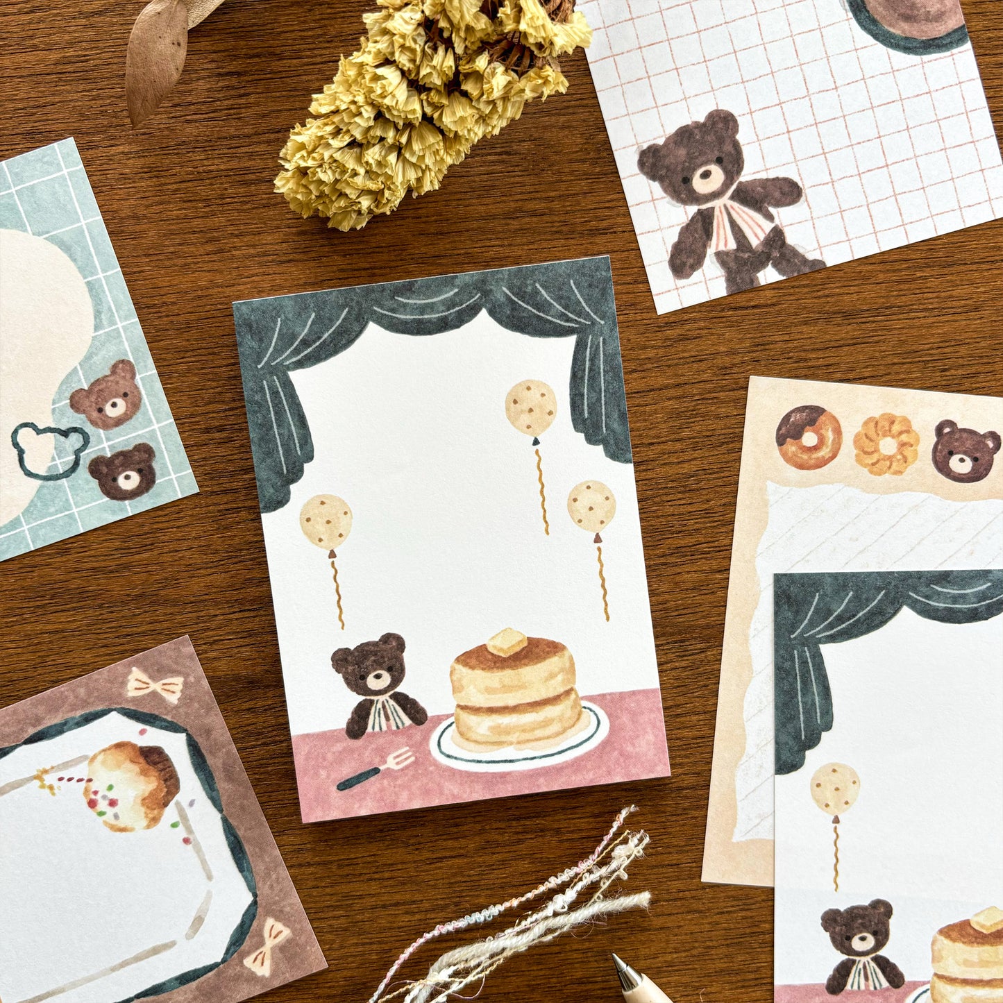 Waka Nakauchi / Memo Pad - Bear's Sweets Shop