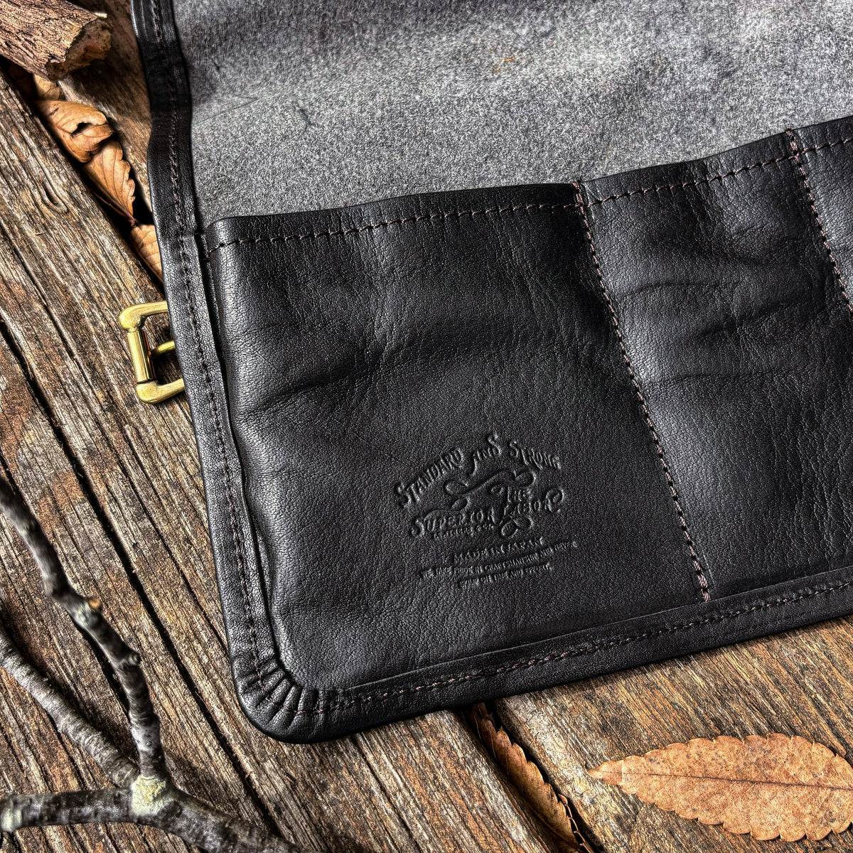 Last Stock / The Superior Labor / Leather Roll Pen Case - Black