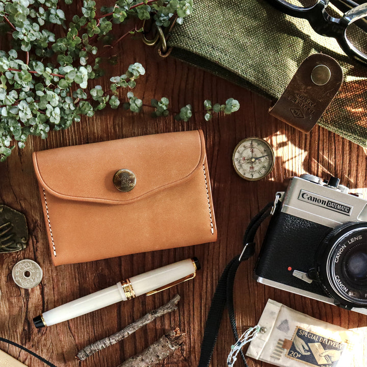 The Superior Labor Leather Small Purse - Natural