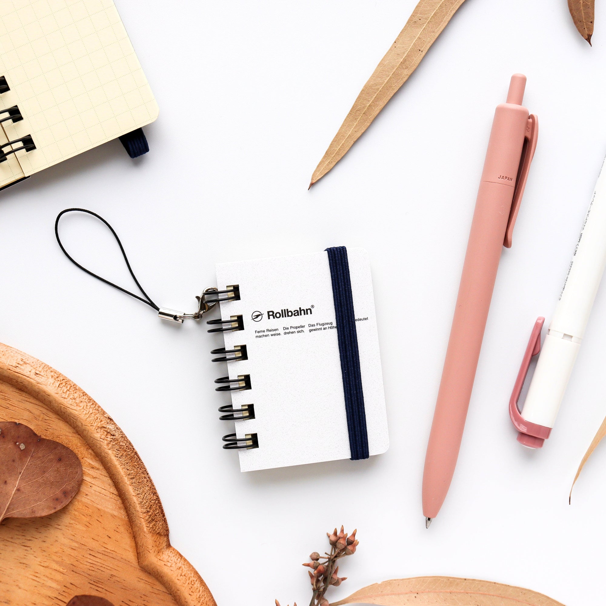 Delfonics / Rollbahn Spiral Micro Notebook - Metalic Pearl White